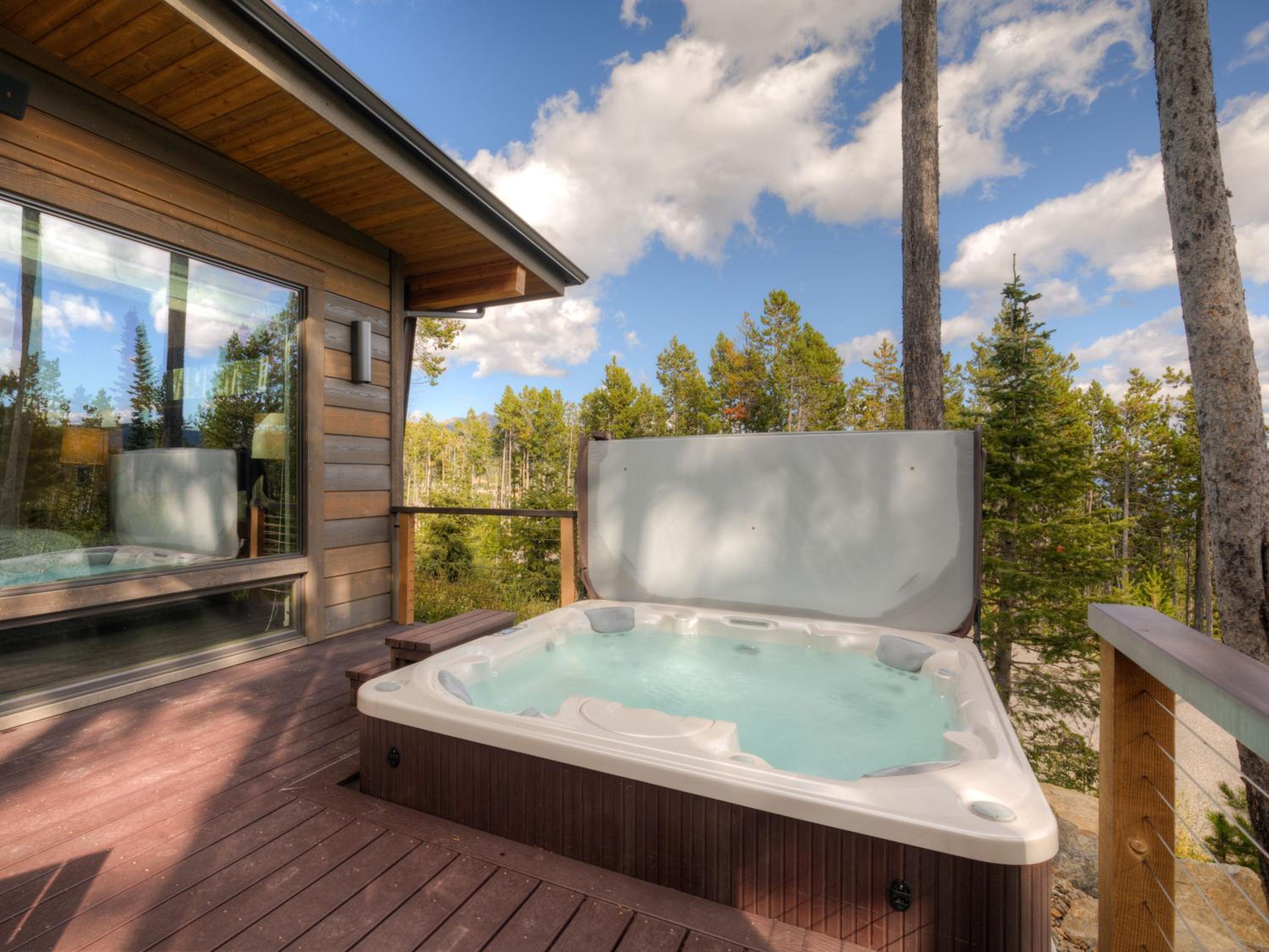 Silvertip Cabin 6 Rolling Ridge view 5