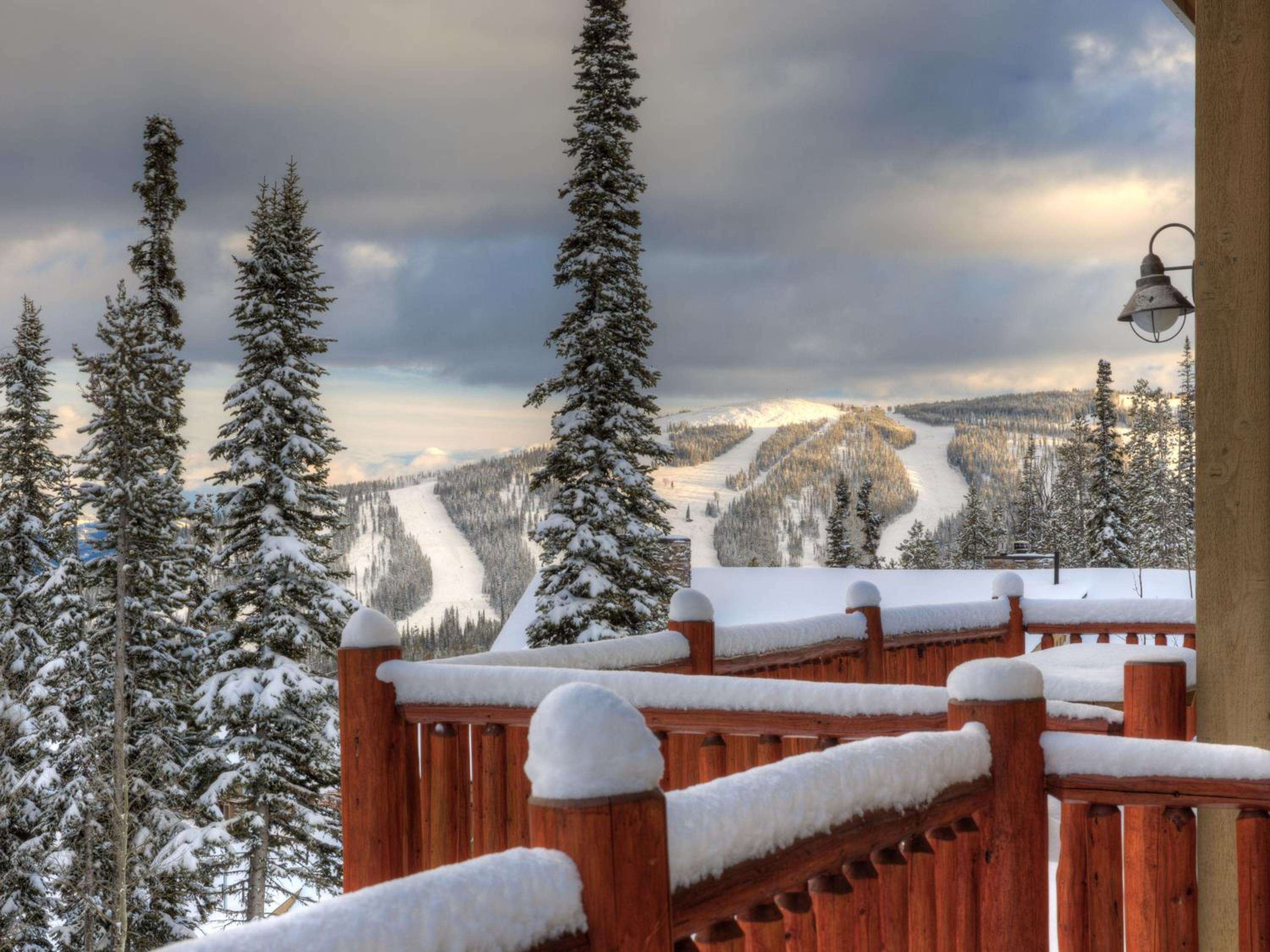 Moonlight Mountain Home 4 Shadow Ridge view 3
