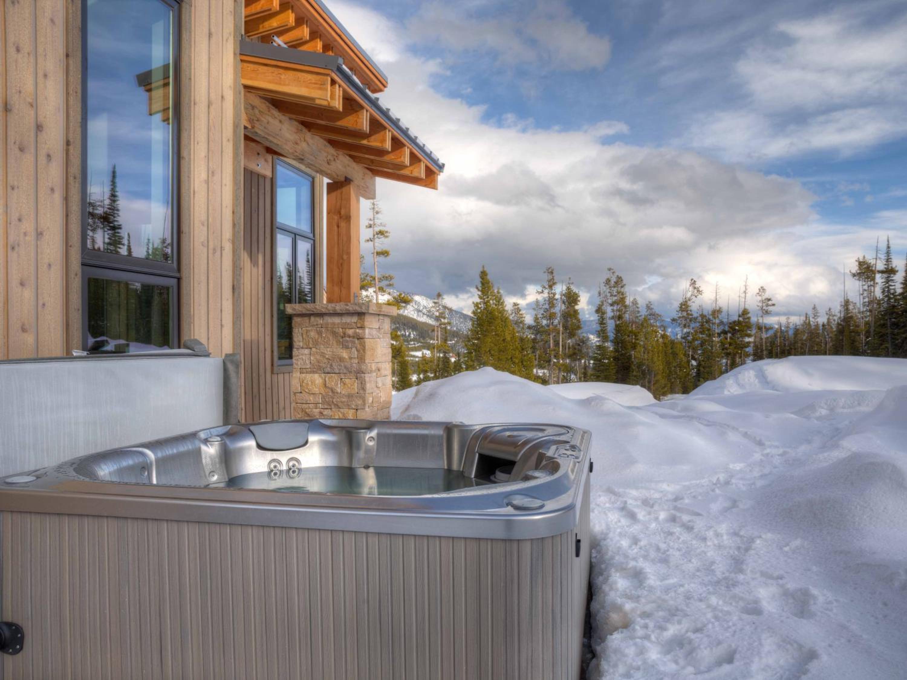 Homestead Chalet 16 Claim Jumper view 2