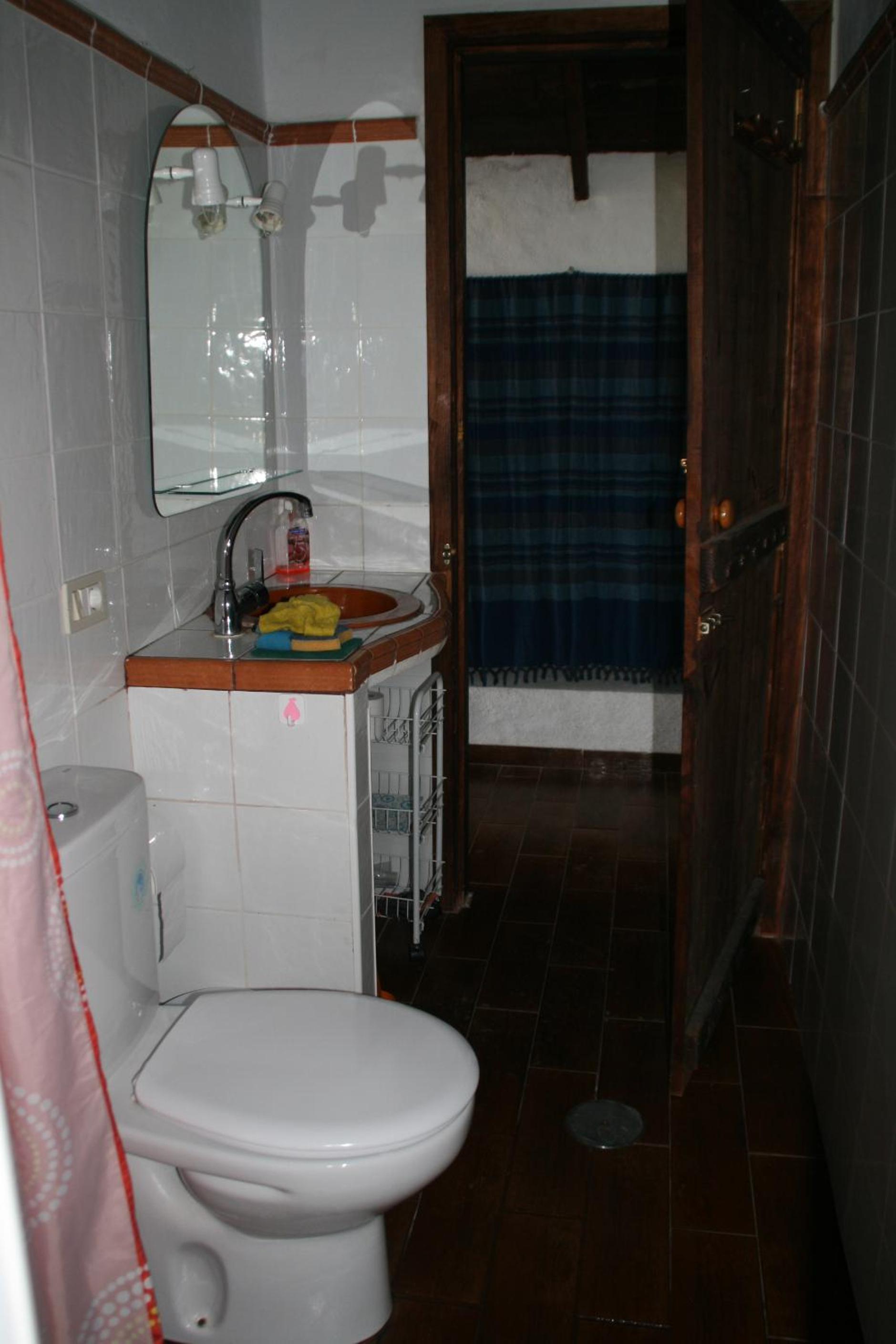 Photo 33