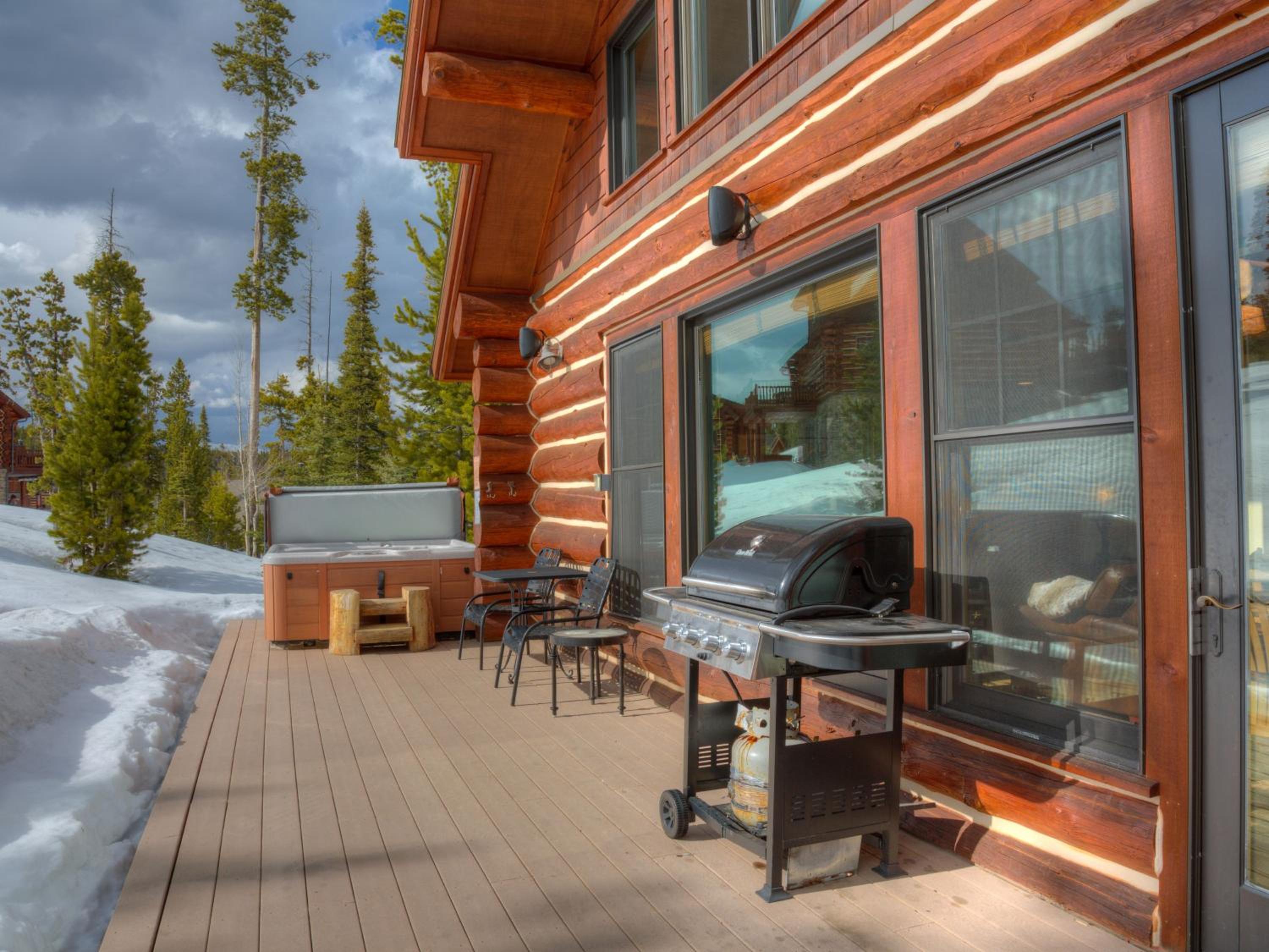 Powder Ridge Cabin Chief Gull 3 view 3