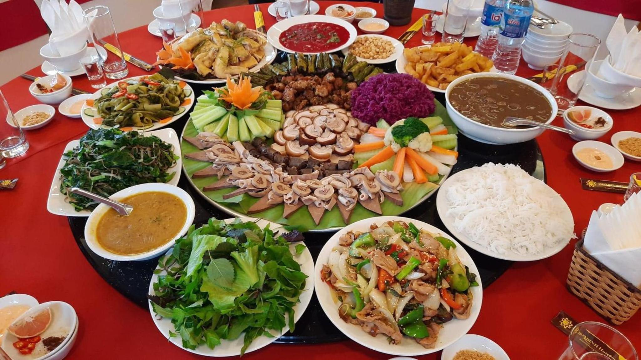 Hoa Binh Hotel