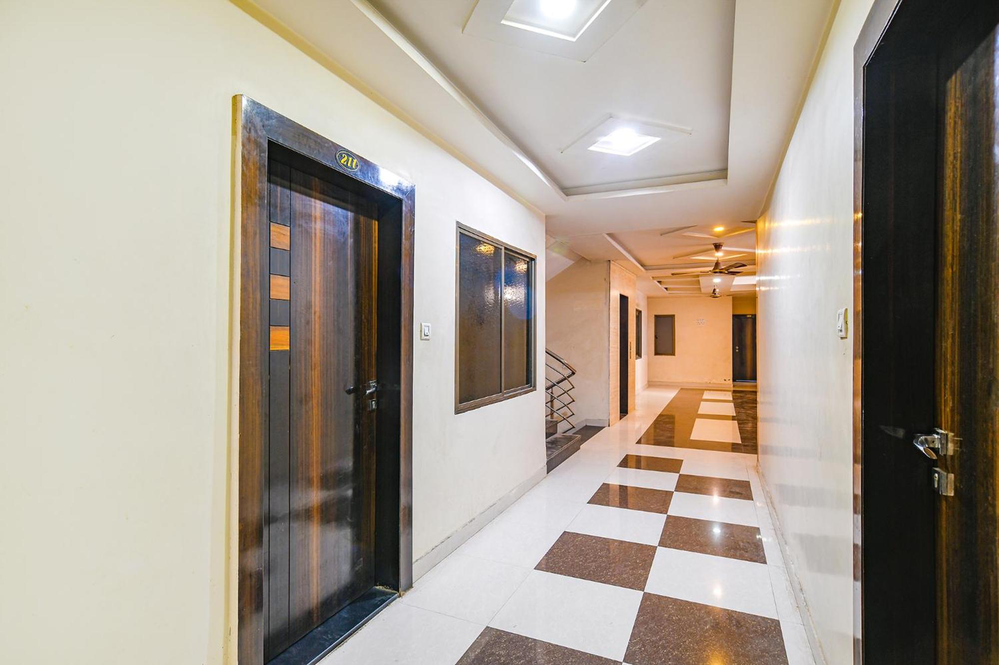 FabHotel Shivam Palace- Near Mahakal Mandir