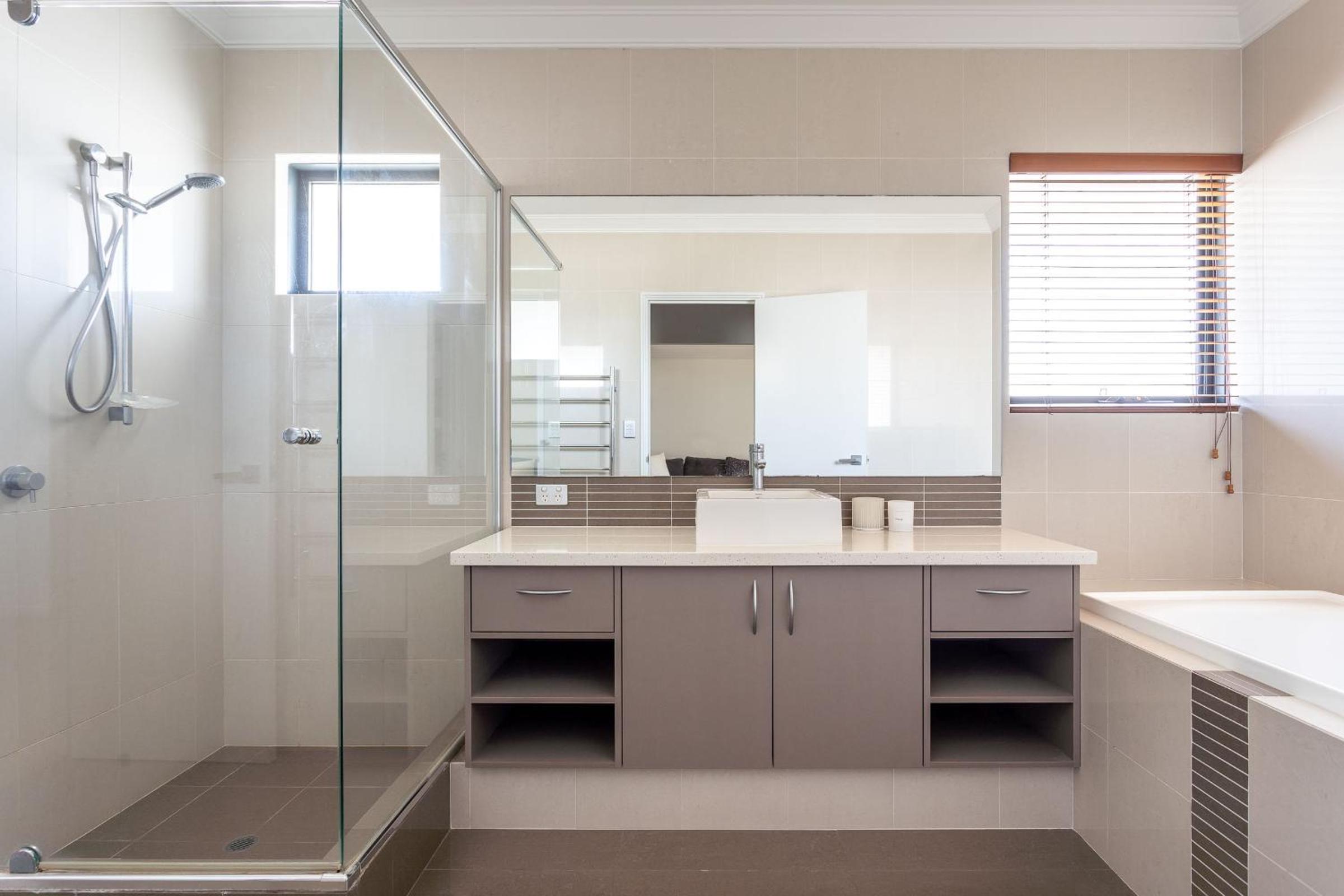 Beachfront Busselton I Private Properties