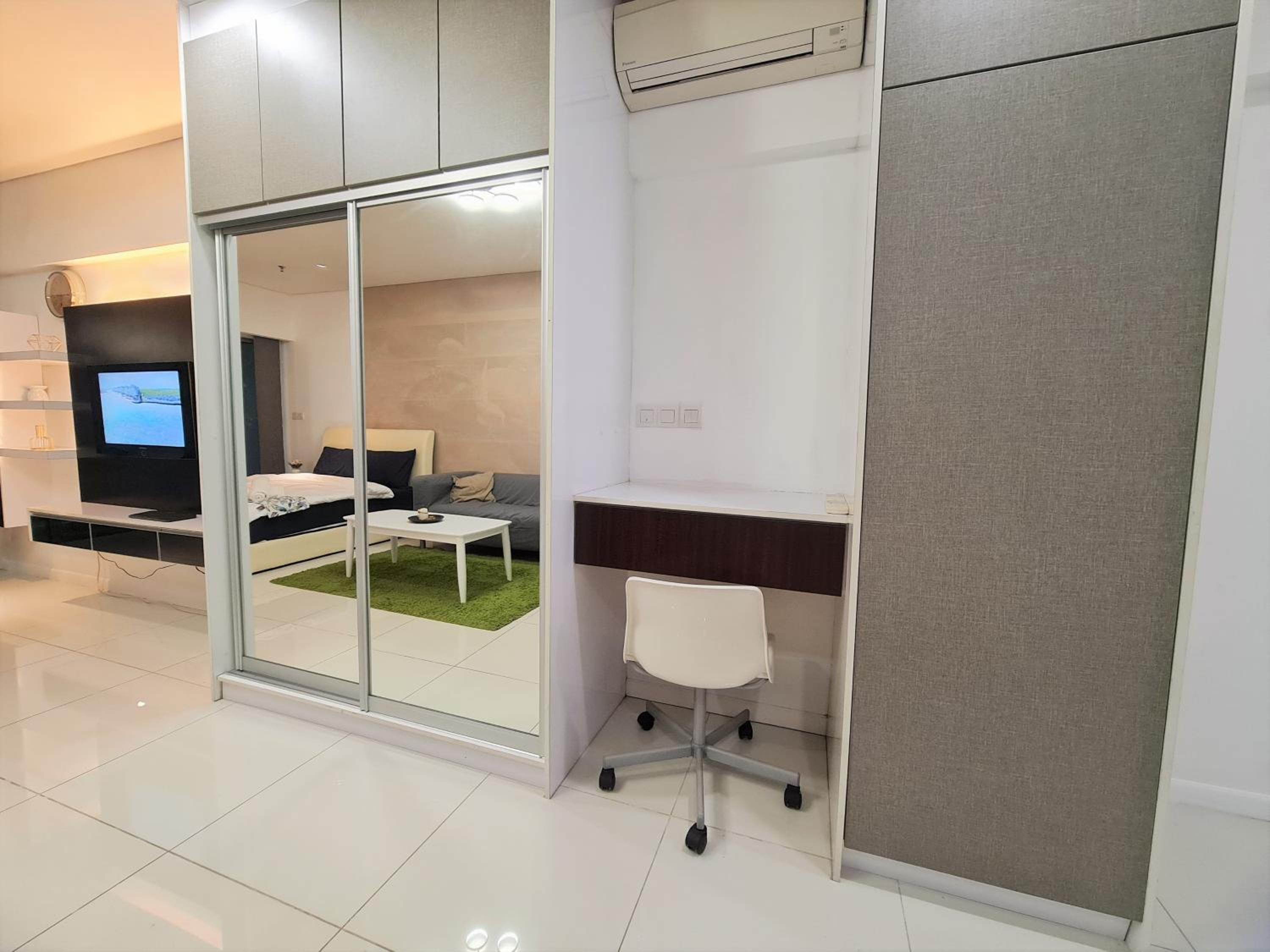 Mercu Summer Suites Bukit Bintang Kuala Lumpur Apartment
