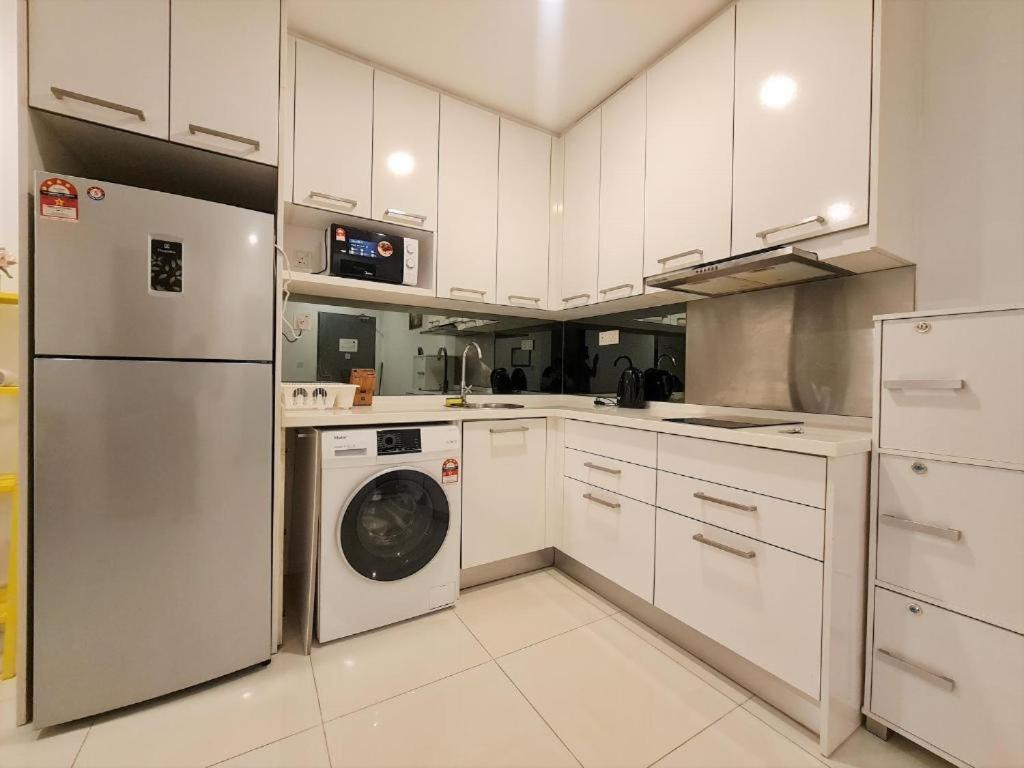Mercu Summer Suites Bukit Bintang Kuala Lumpur Apartment