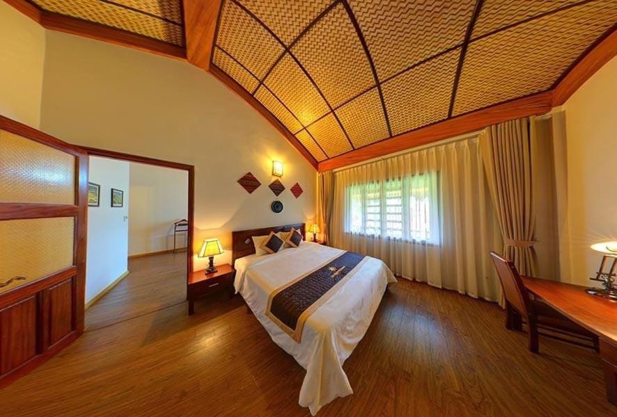 Hoa Binh Hotel