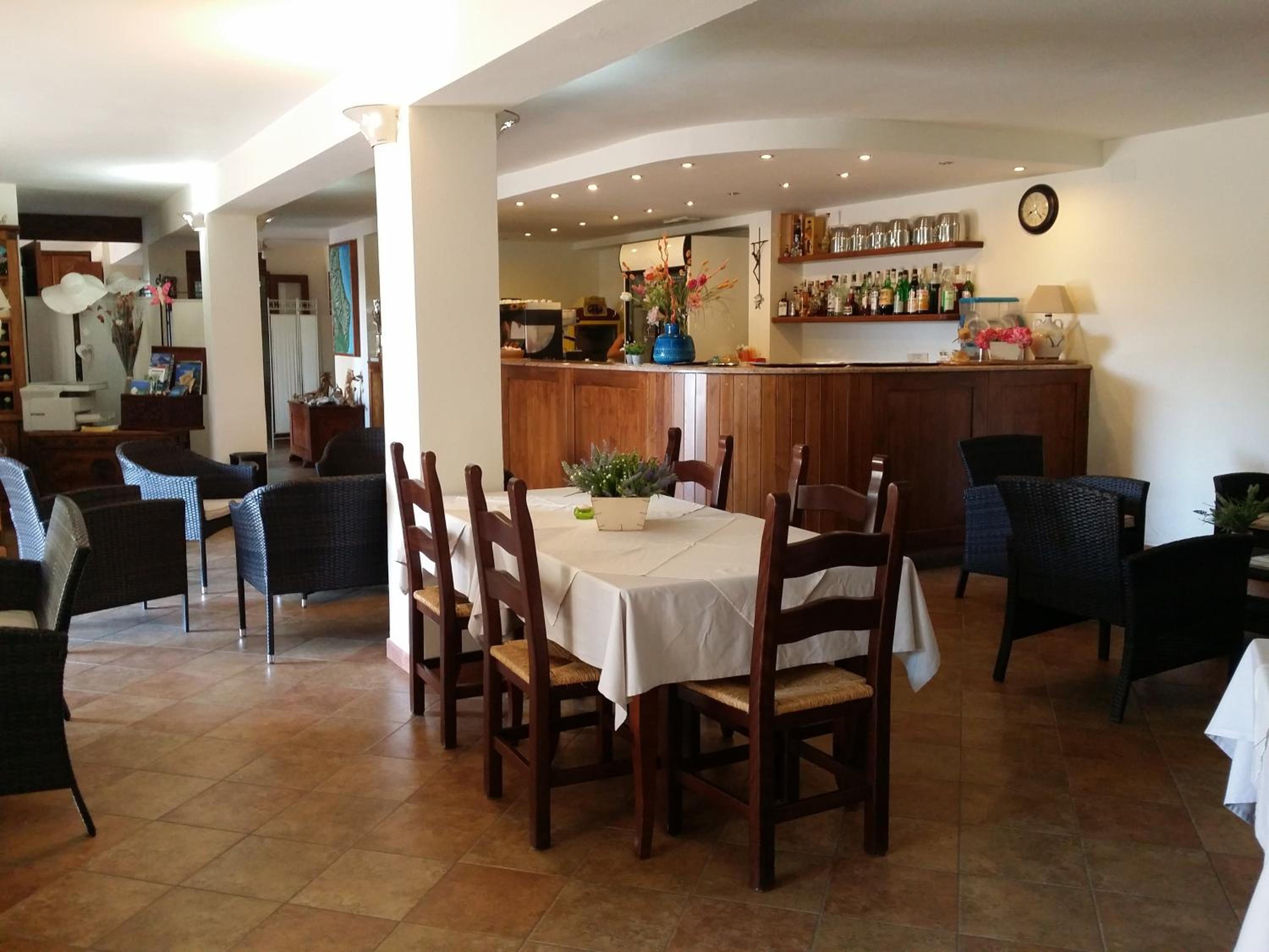 restaurant