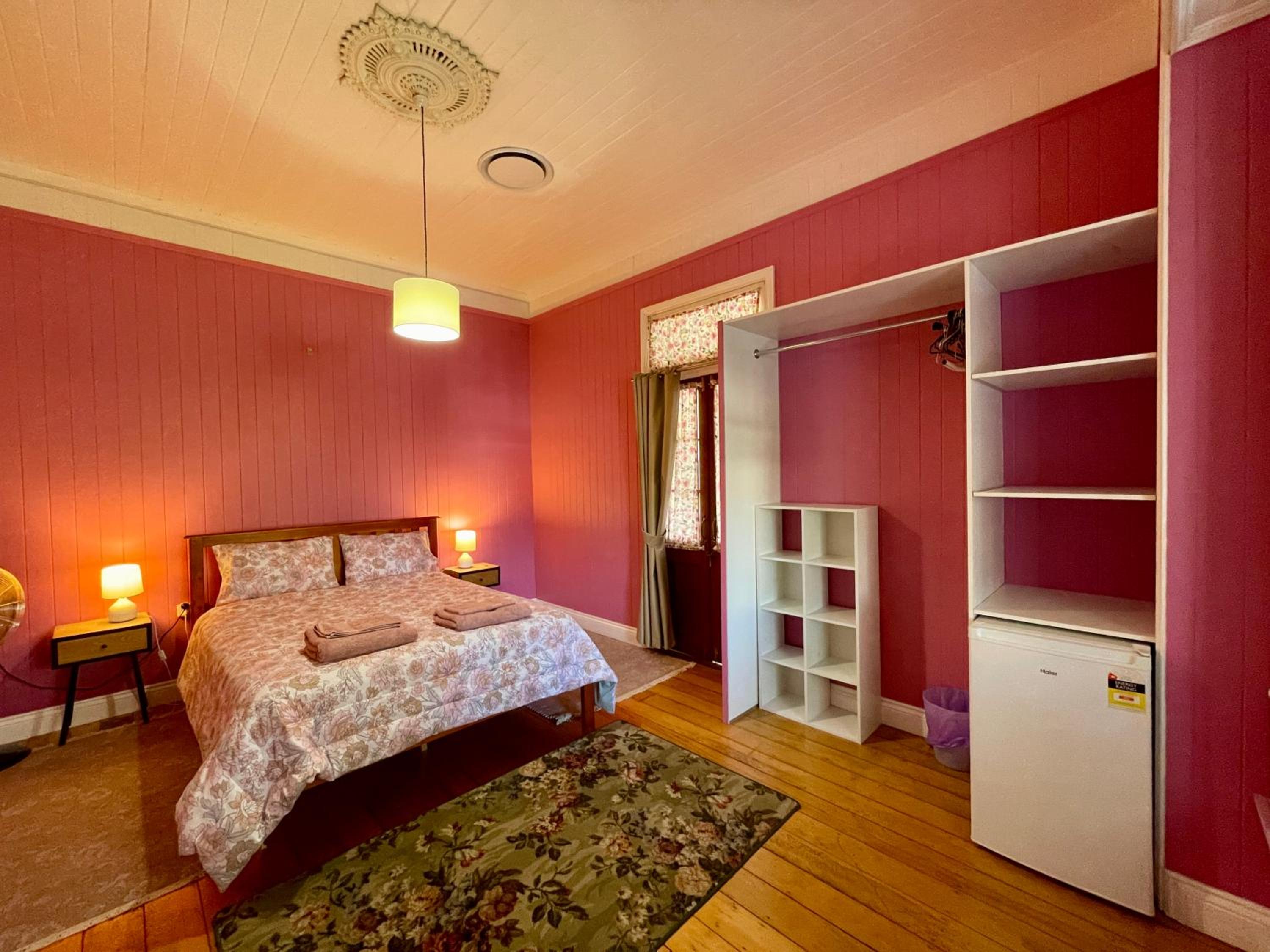Minto Accommodation Brisbane