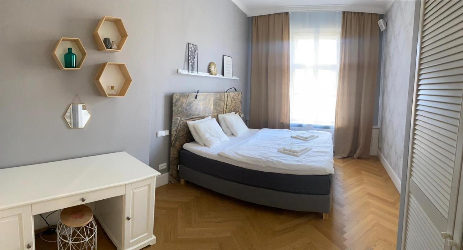 Holec Apartments