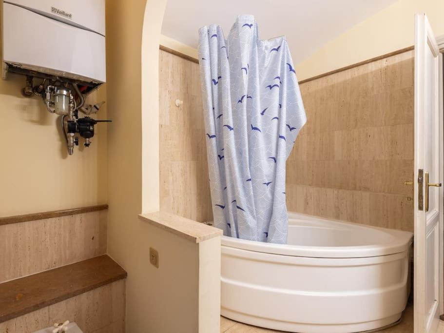 Porta Pia Elegant Two Bedroom