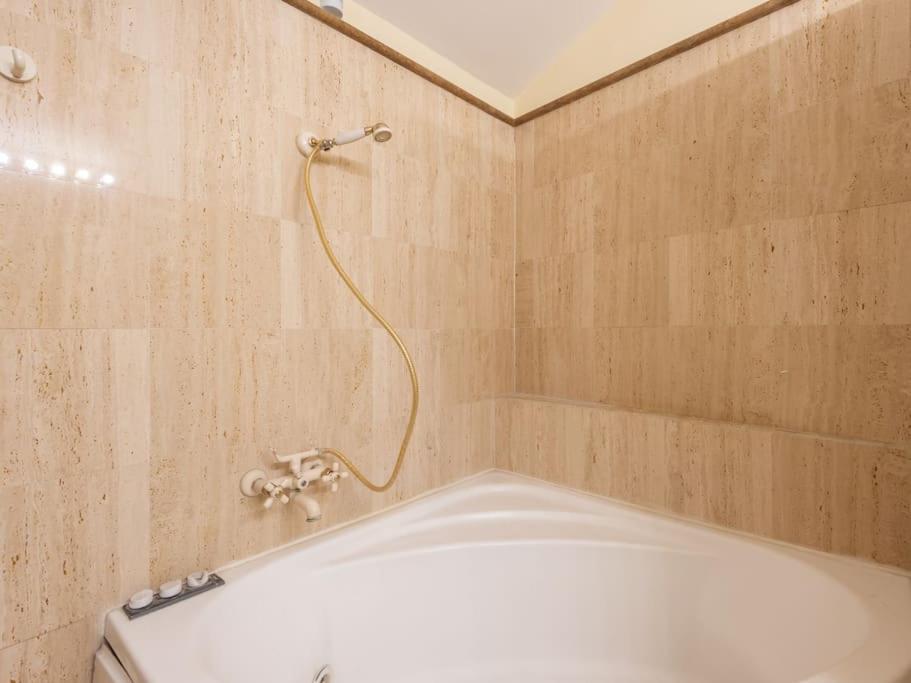 Porta Pia Elegant Two Bedroom