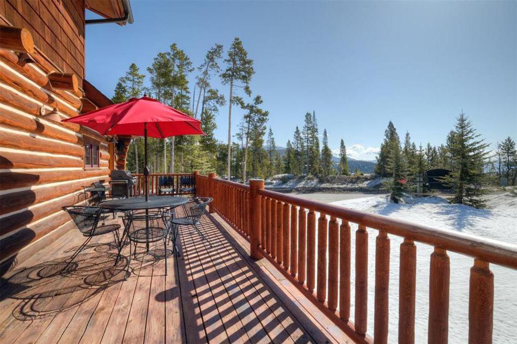 Powder Ridge Cabin Red Cloud 1A view 3