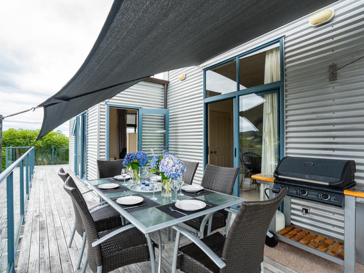 Oceans 8 - Mangawhai Heads Holiday Home view 5