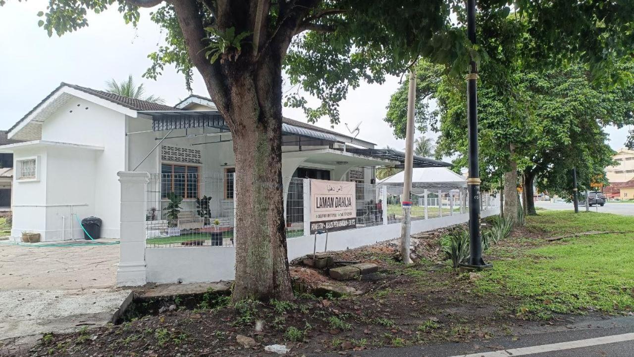 Homestay Laman Dahlia