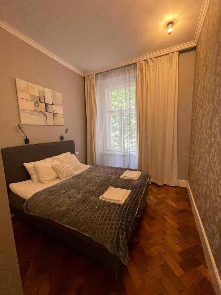 Holec Apartments