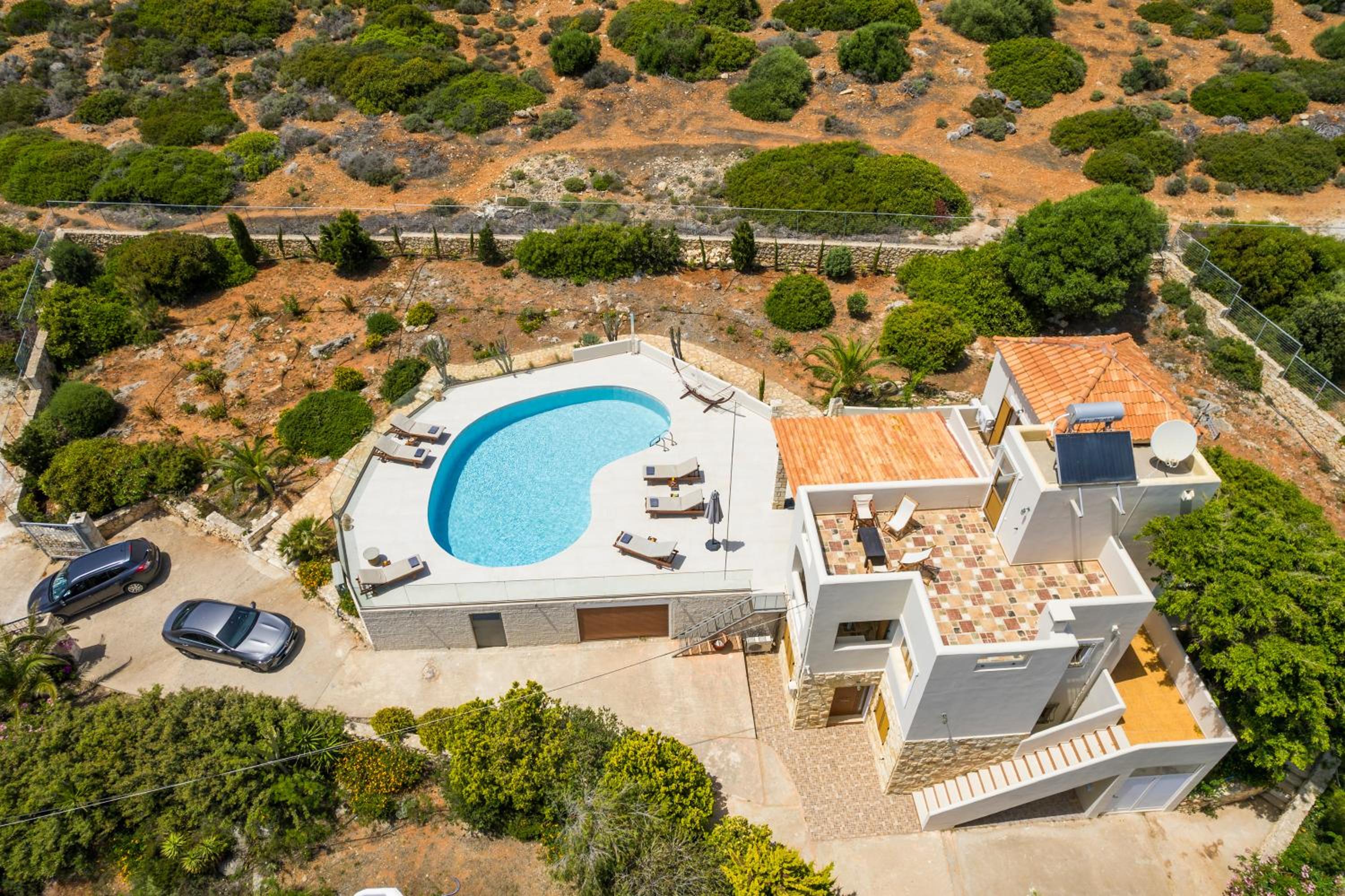 Seaview Villa Ormos, Heated Pool, Sea & Sun Villas view 3
