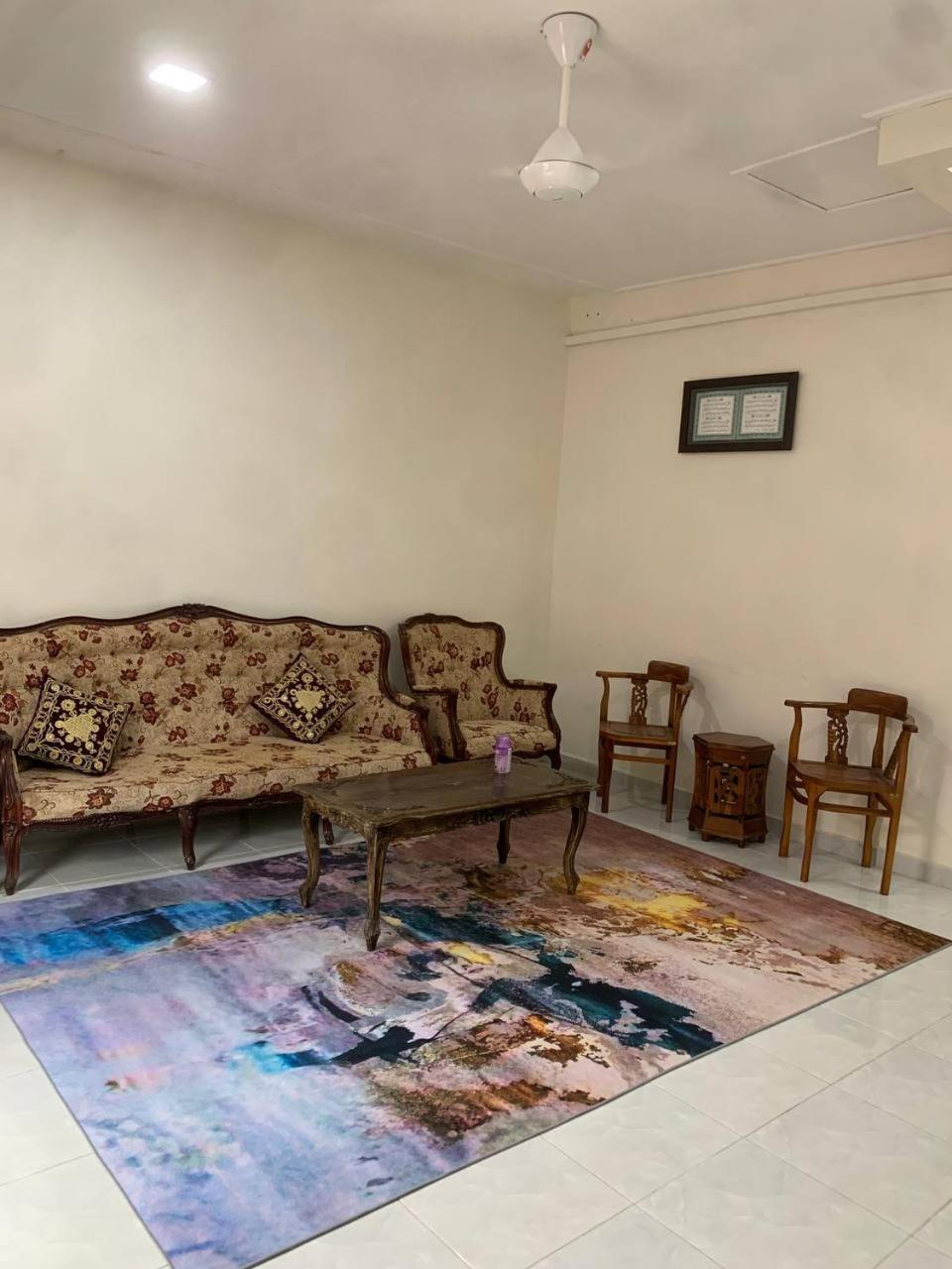 Zahra Homestay