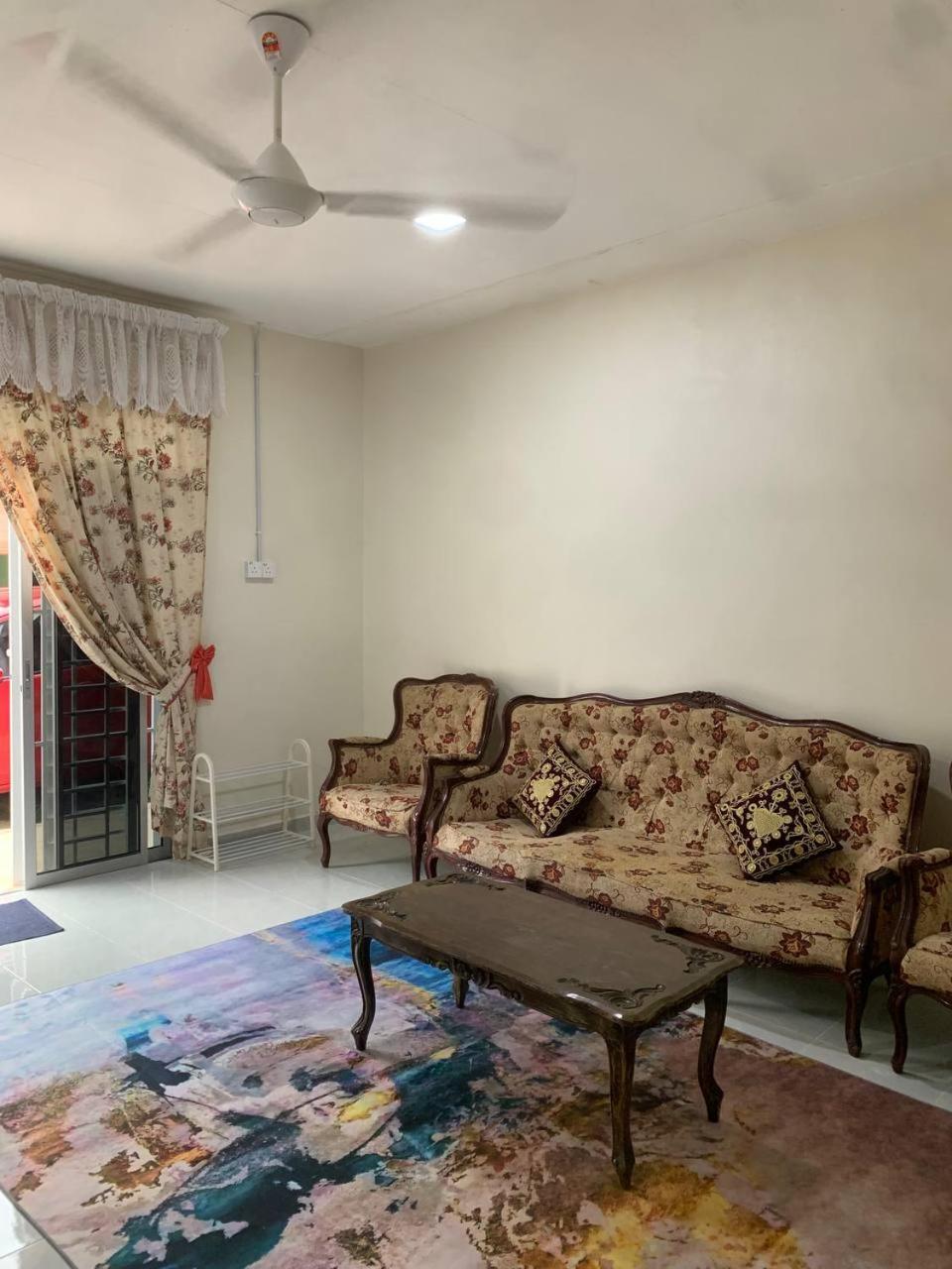 Zahra Homestay