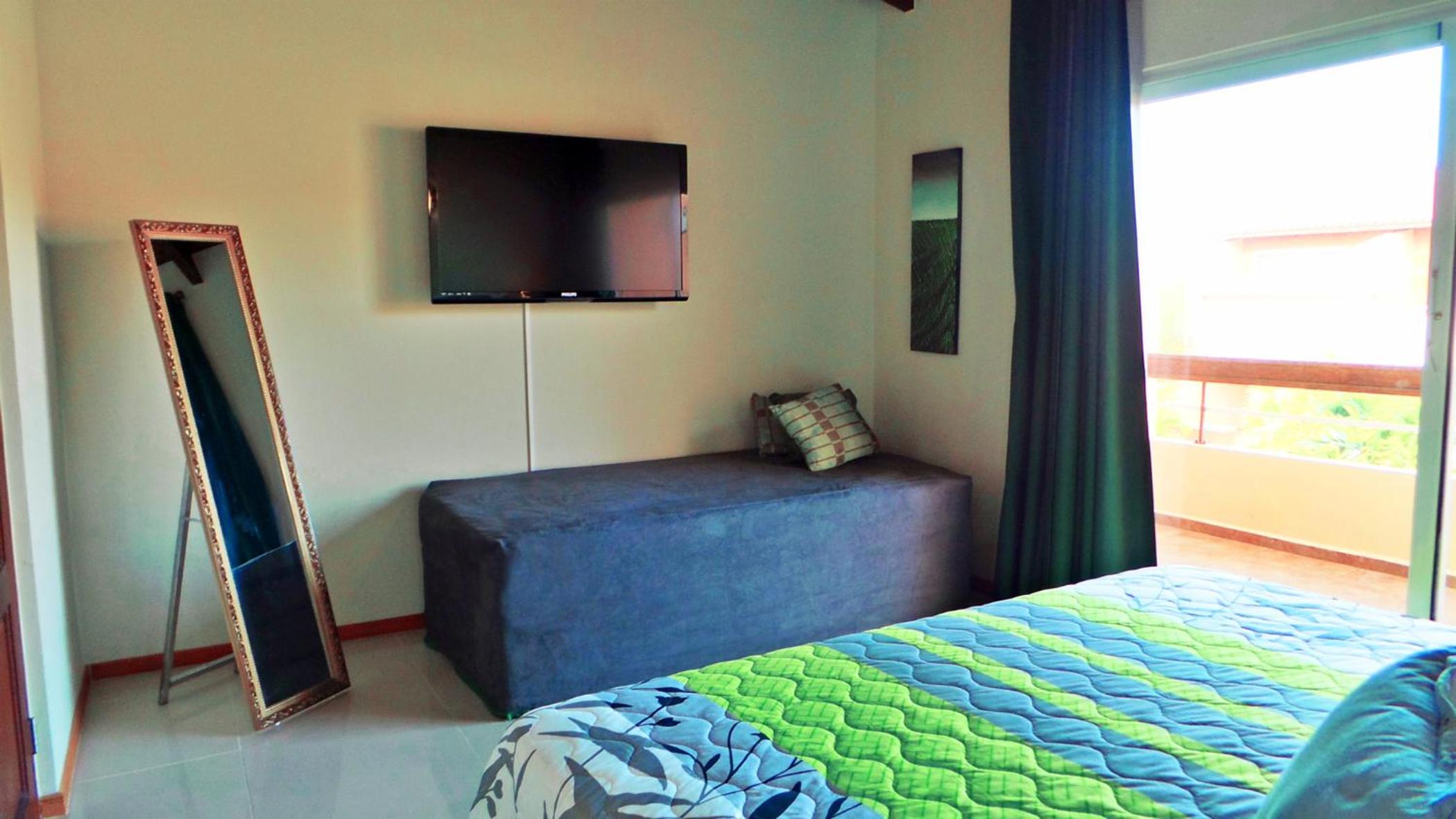 Family-Flexication-Friendly Villa, few steps from Eagle Beach