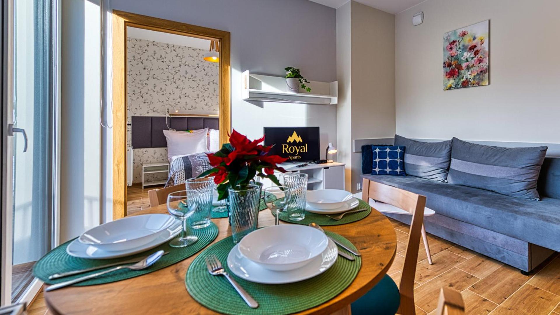 OSTOJA RESIDENCE VIP z sauną, strefą relaksu i pokojem zabaw by Royal Aparts