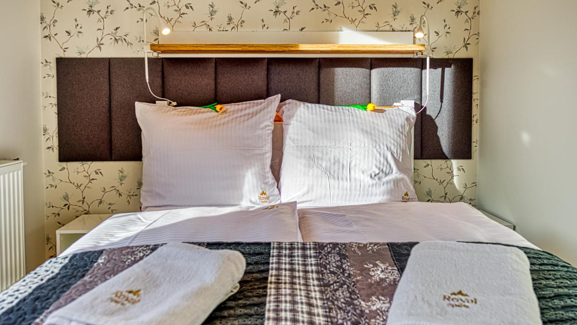 OSTOJA RESIDENCE VIP z sauną, strefą relaksu i pokojem zabaw by Royal Aparts