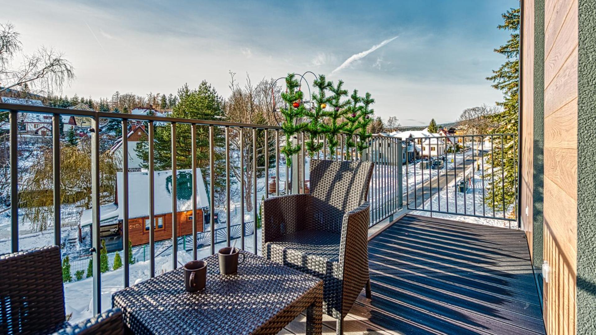 OSTOJA RESIDENCE VIP z sauną, strefą relaksu i pokojem zabaw by Royal Aparts