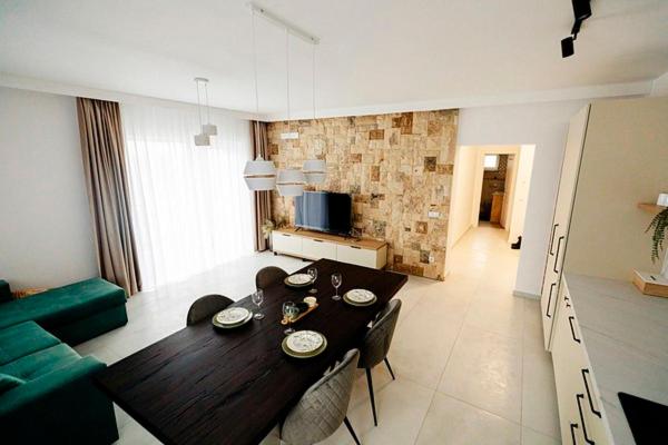 Park Residence 2 view 4