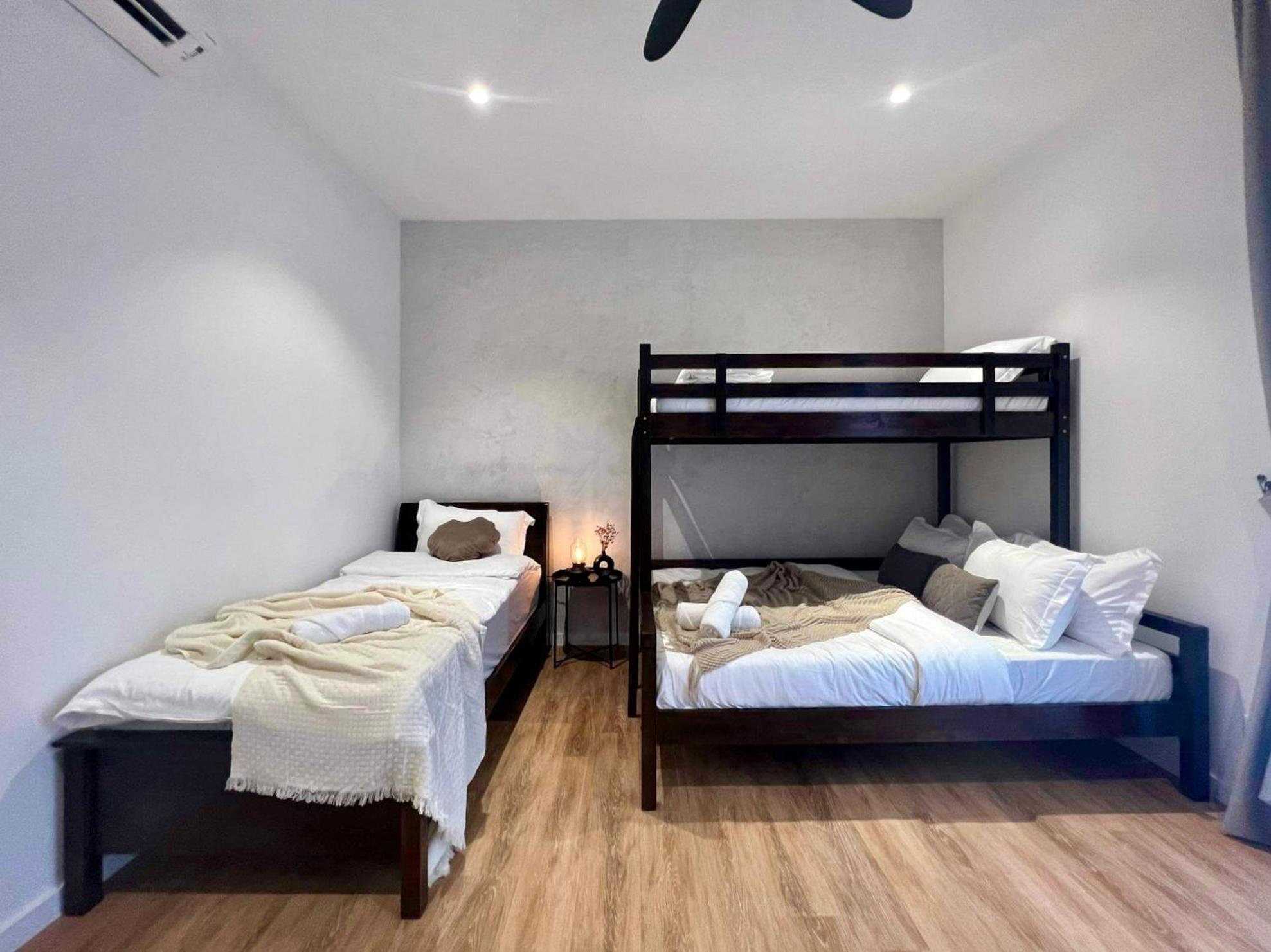 Quill Residence Luxury Designer Apartment 7Pax by Hausome