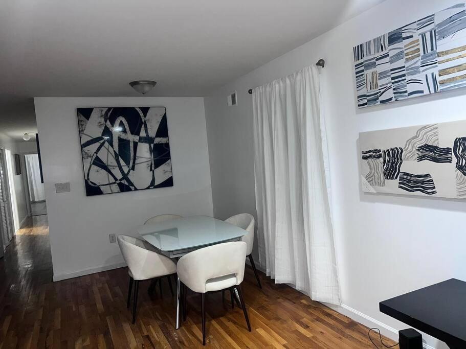 Jersey city Luxury home 15 mins from NYC view 3