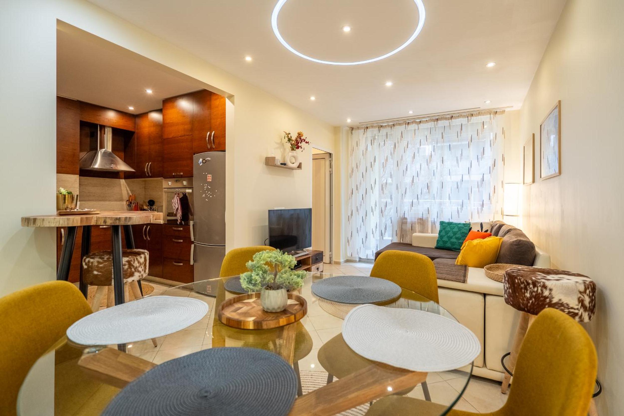 Premium comfy 2BDR Apt - Free Parking - Fast Wi-Fi