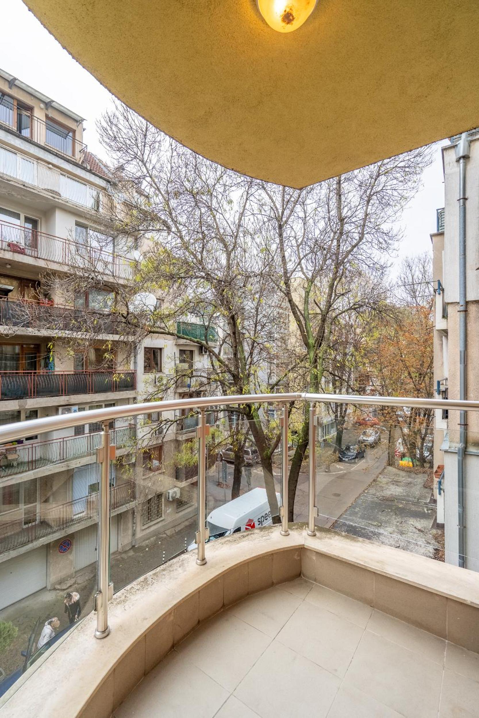 Premium comfy 2BDR Apt - Free Parking - Fast Wi-Fi