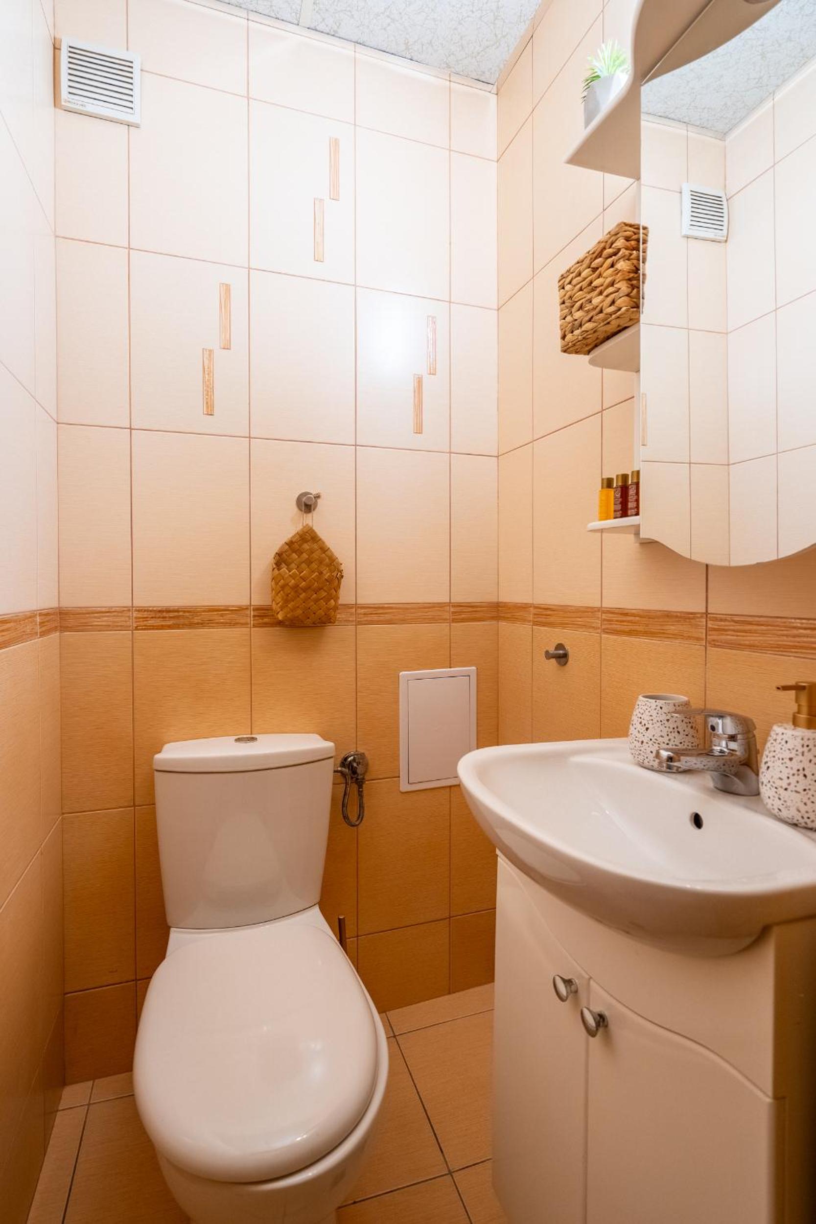 Premium comfy 2BDR Apt - Free Parking - Fast Wi-Fi