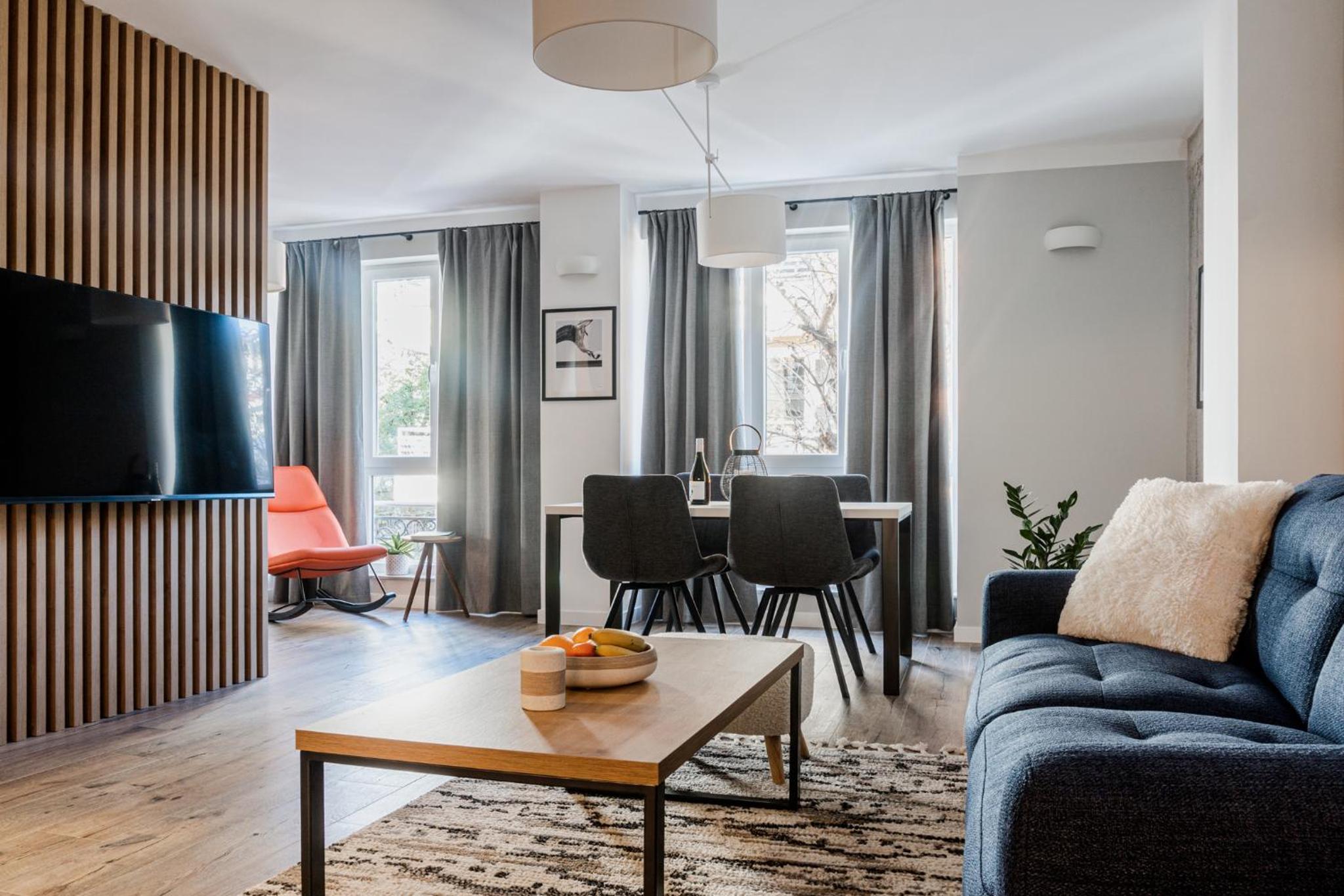 8th Hill Apartments