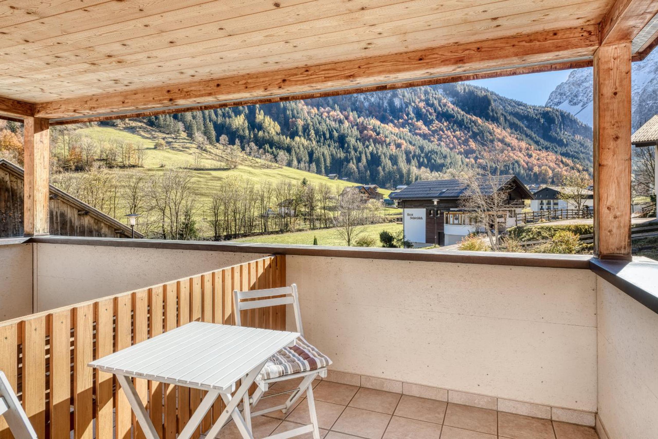 2-Zimmer Ferienwohnung Rüti mit SW-Balkon