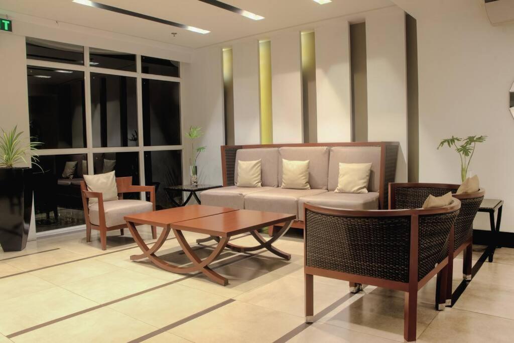 Cozy 1 BR apartment in Newcoast view 3