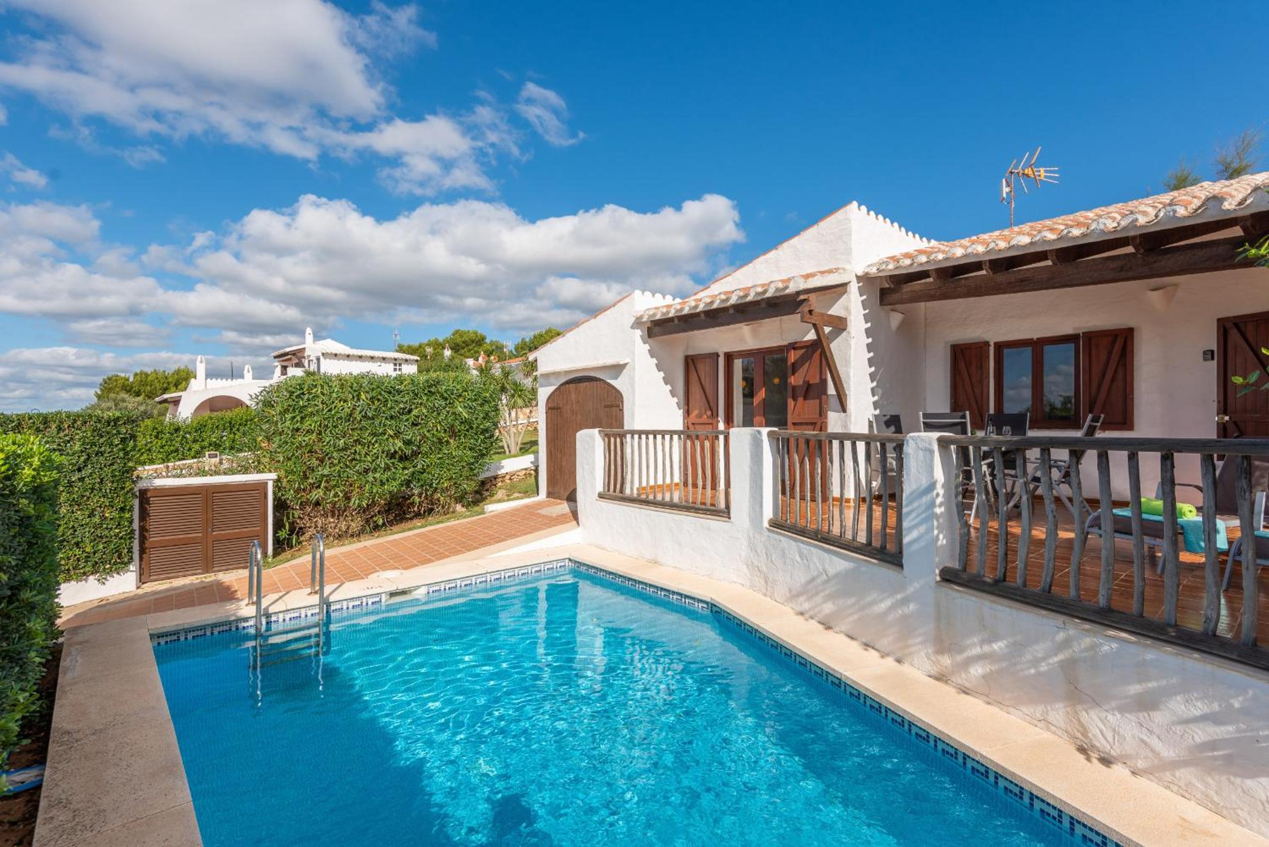 Villa Binisol