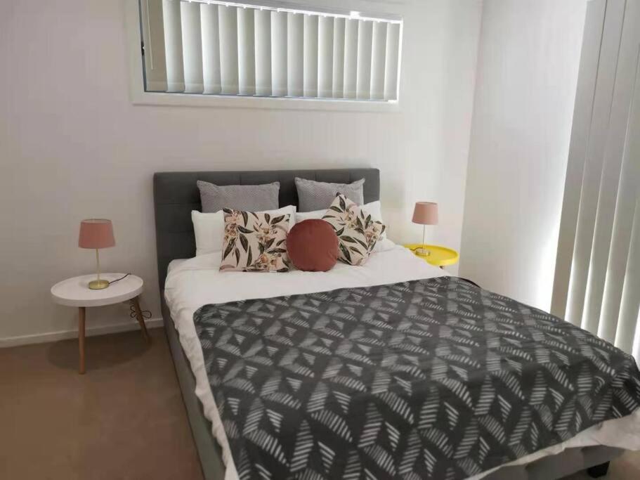 MaraylyaBox hillGables Specious 5Br Sweet House