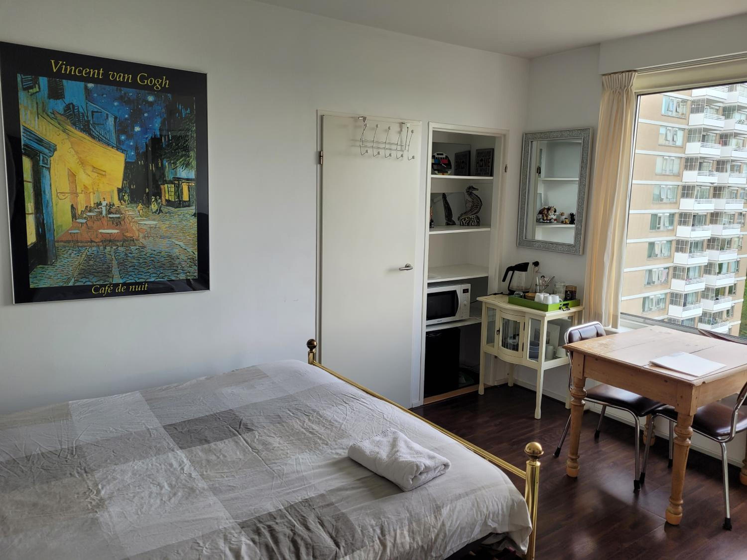 Sky Home Room 1
