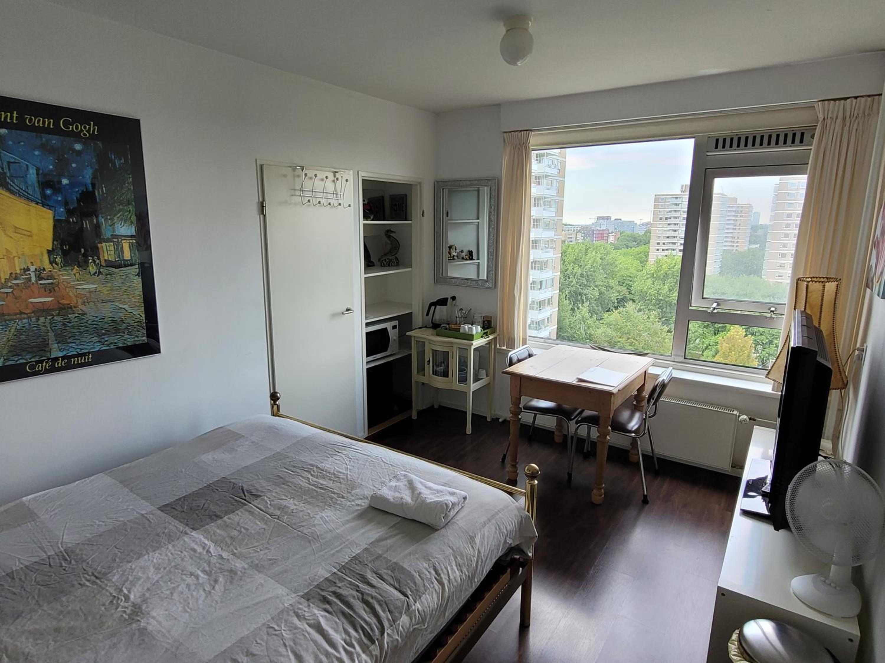 Sky Home Room 1