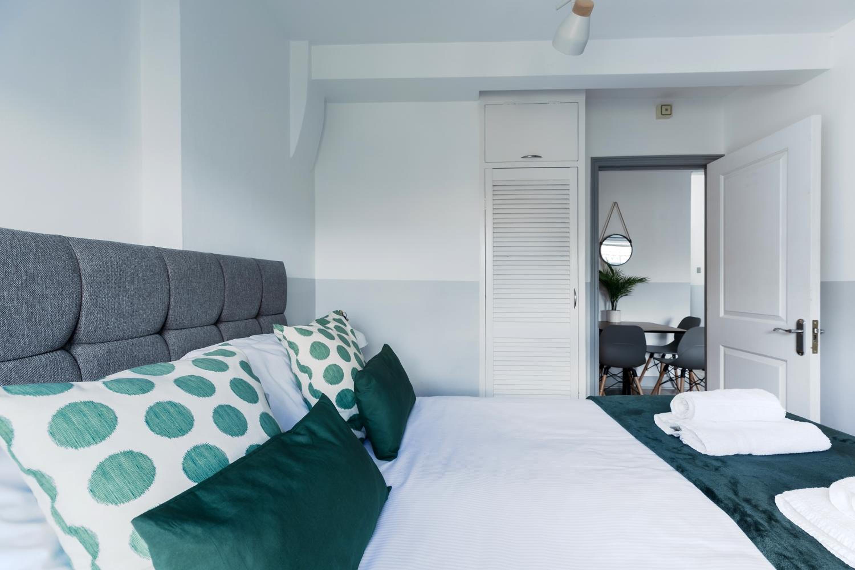 Modern Kensington Apartments