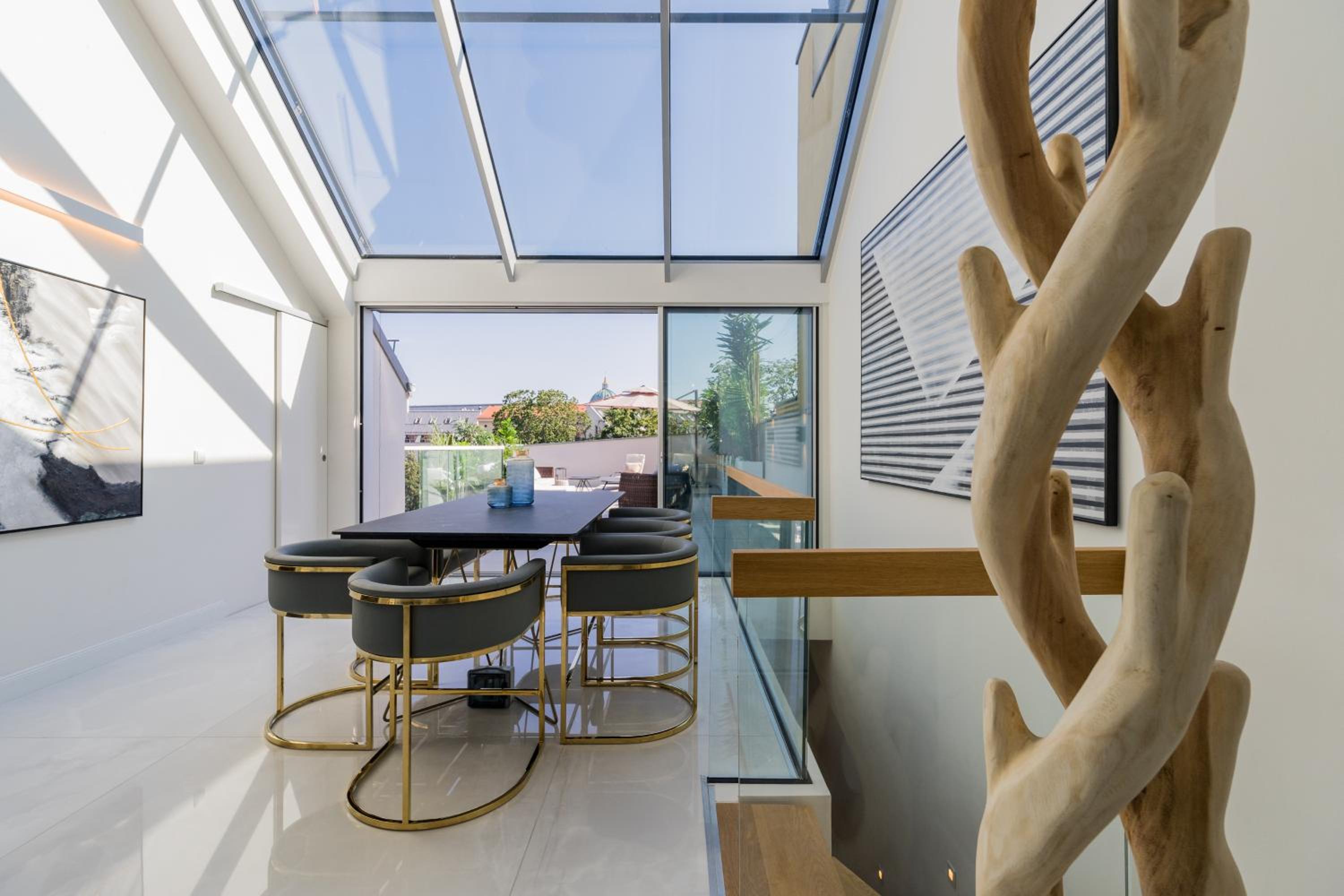 Spacious Apartments In Mitte- Feel The Citycenter