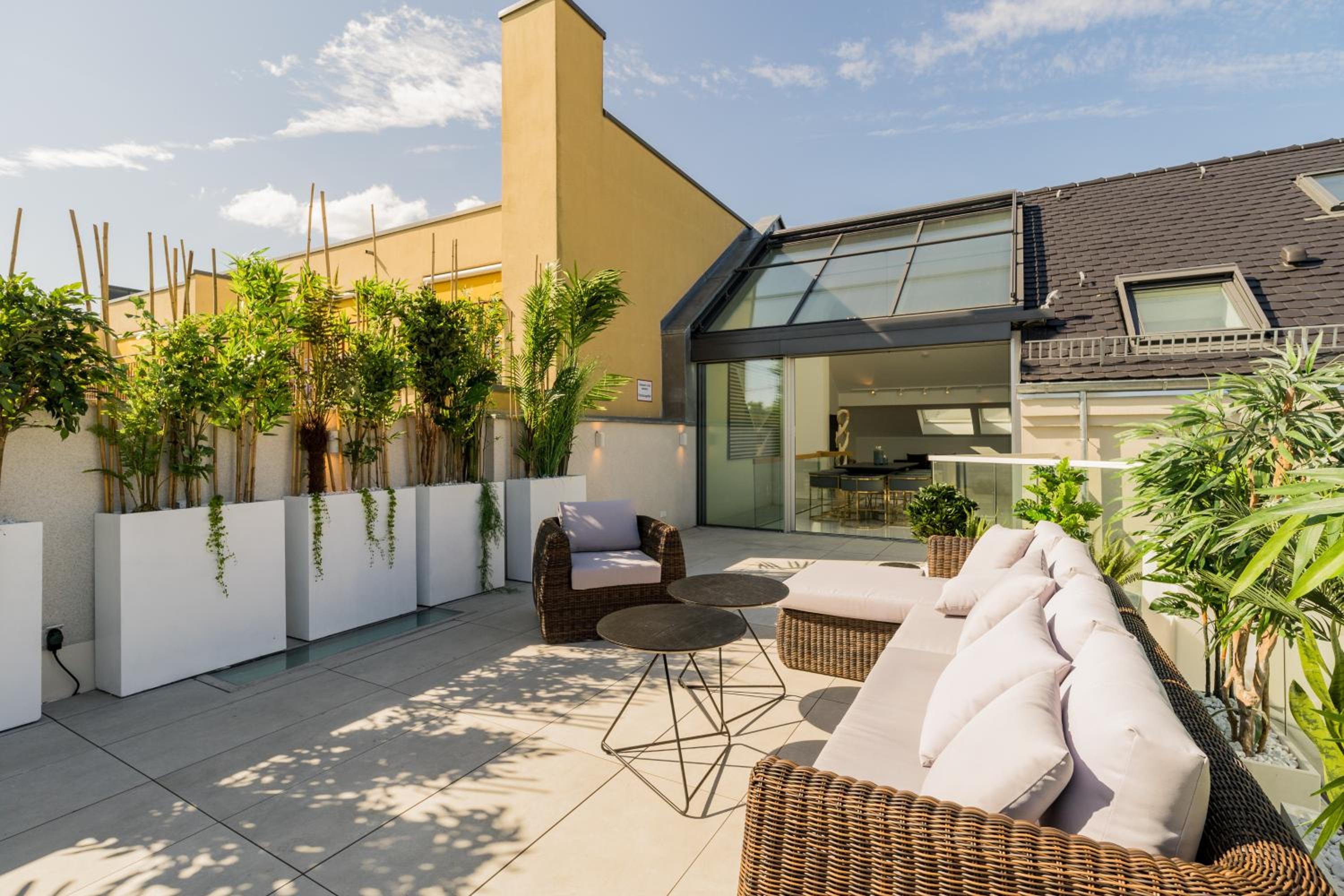Spacious Apartments In Mitte- Feel The Citycenter