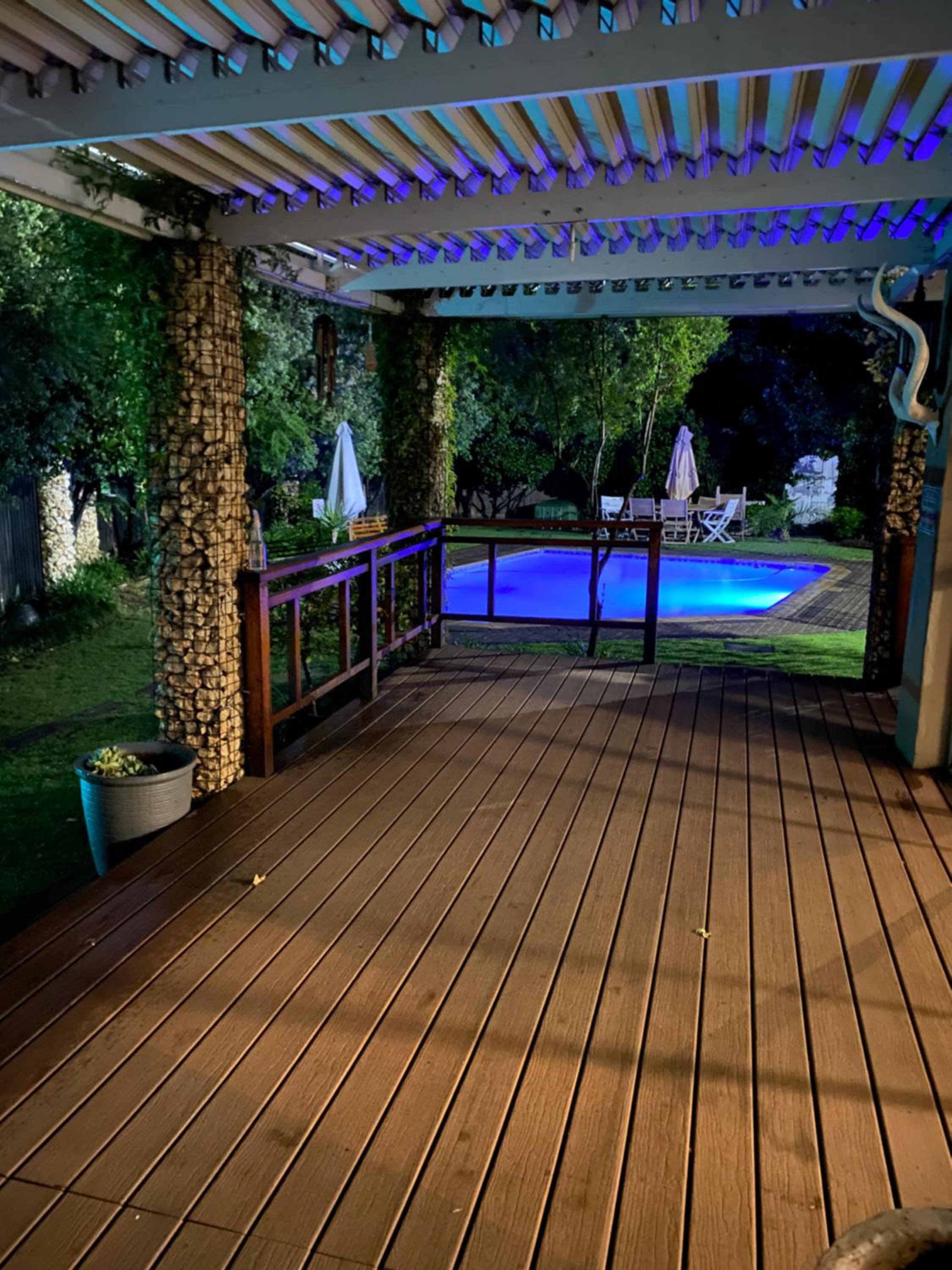 Cottonwood Guesthouse Oasis view 5