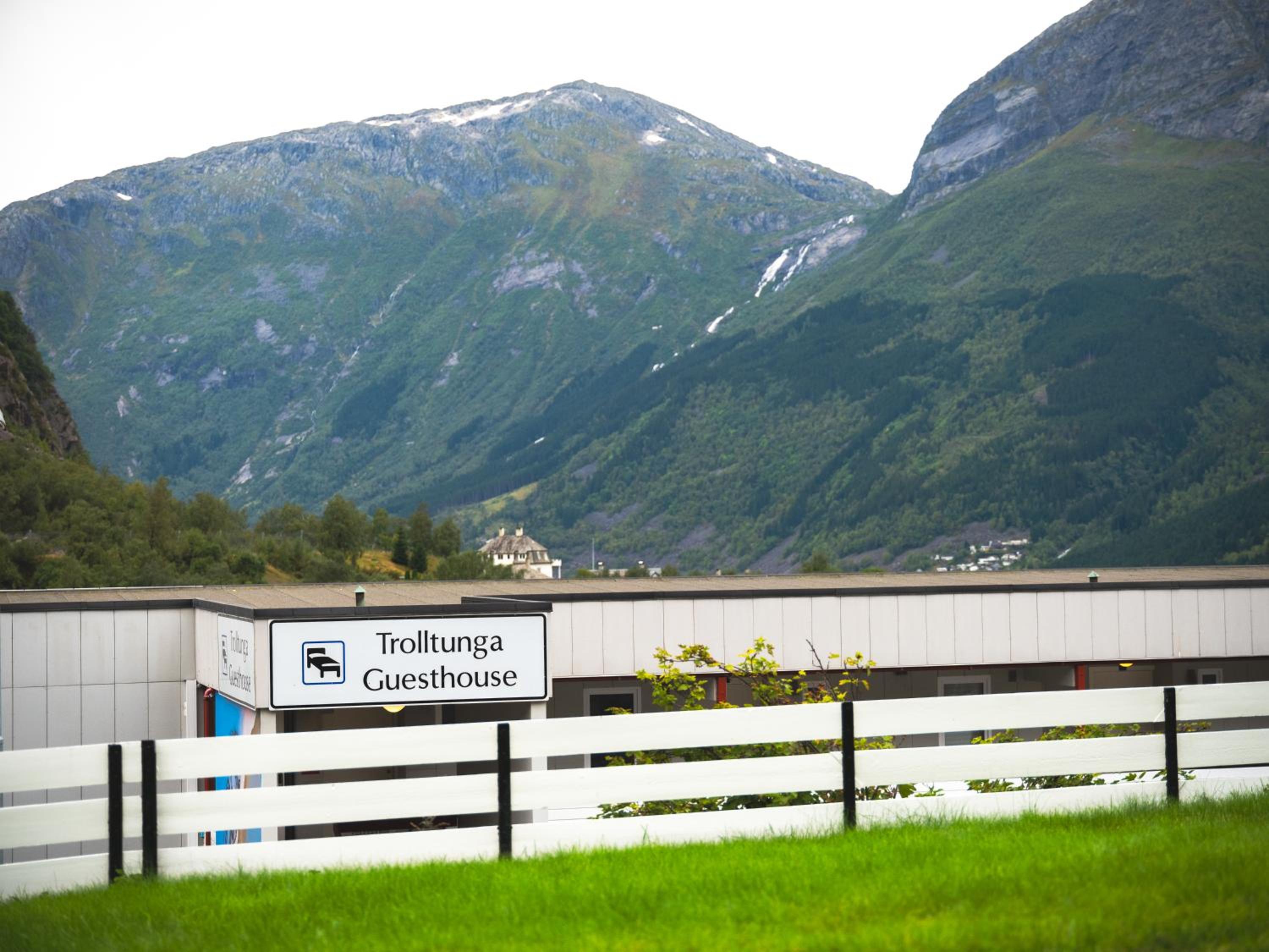 Trolltunga Hostel view 2