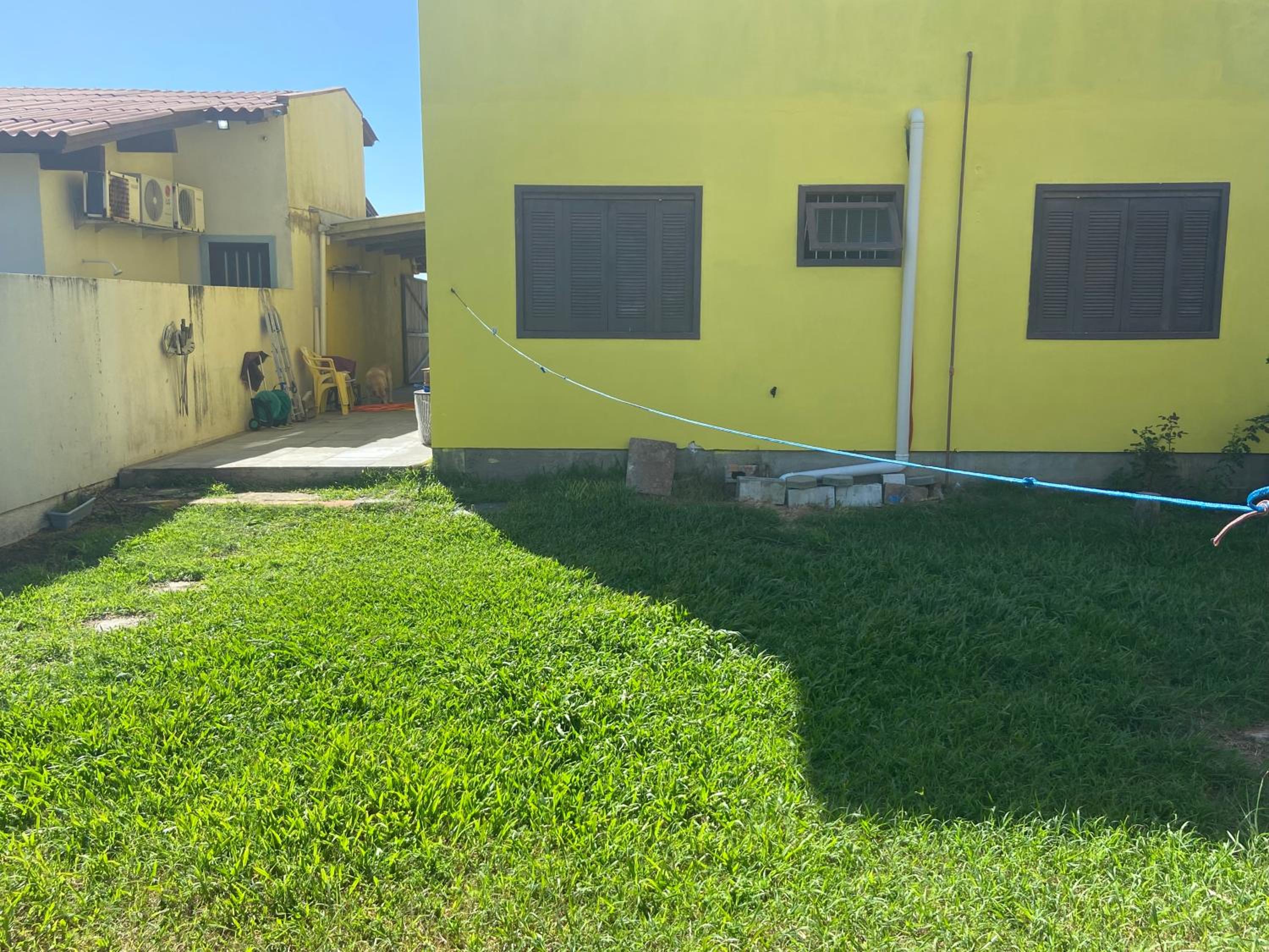 Casa Amarela a Beira Mar entre Arroio do Sal e Torres