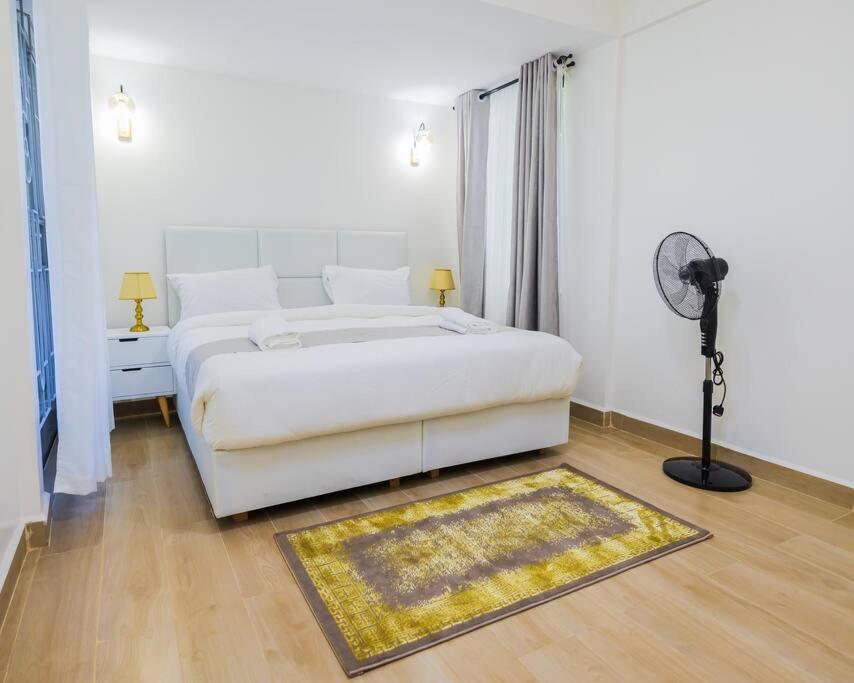 Urban Lifestyle 2BR in Westlands 55inch, King & queen size Beds, view 3