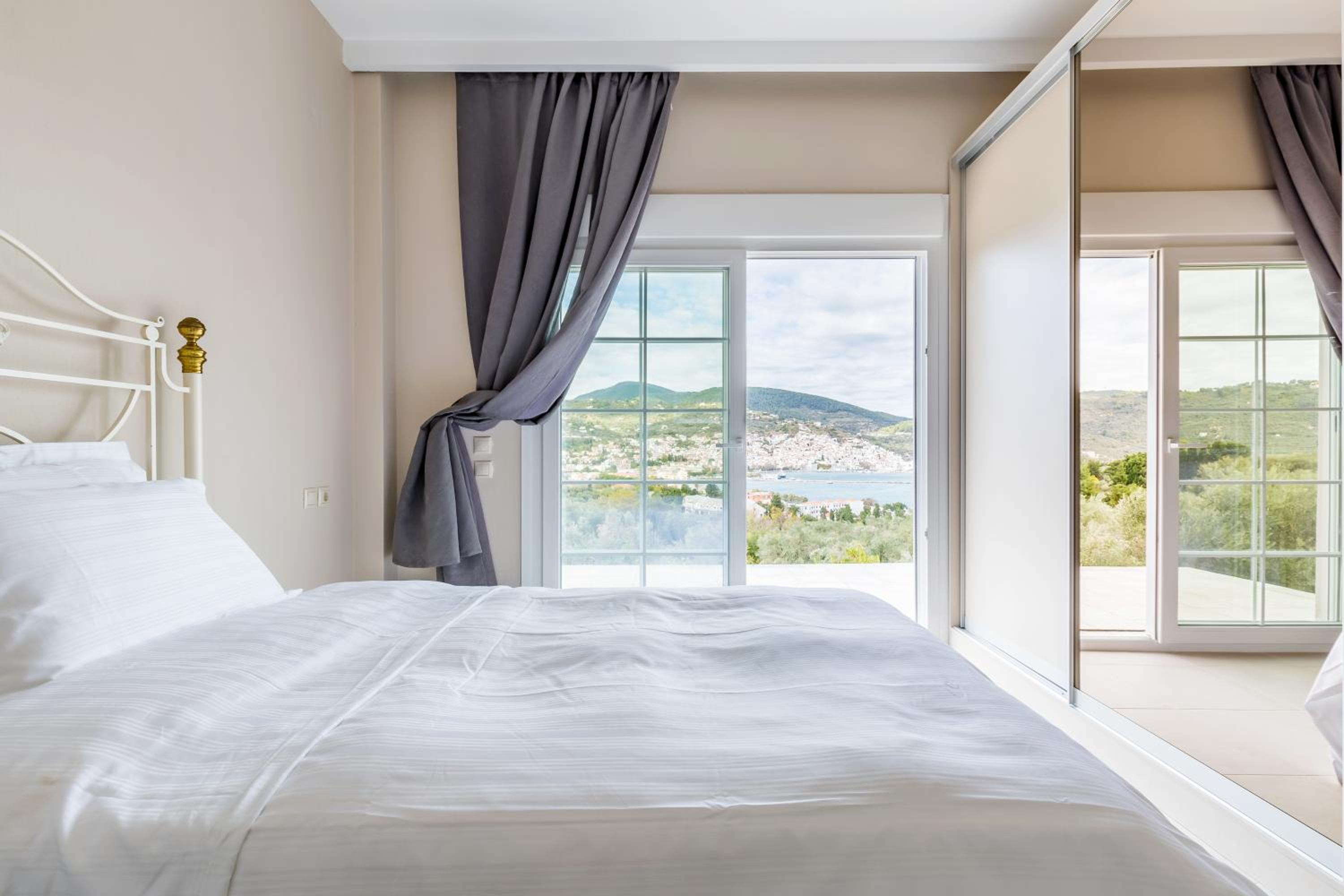 Revenio Villa photo 4