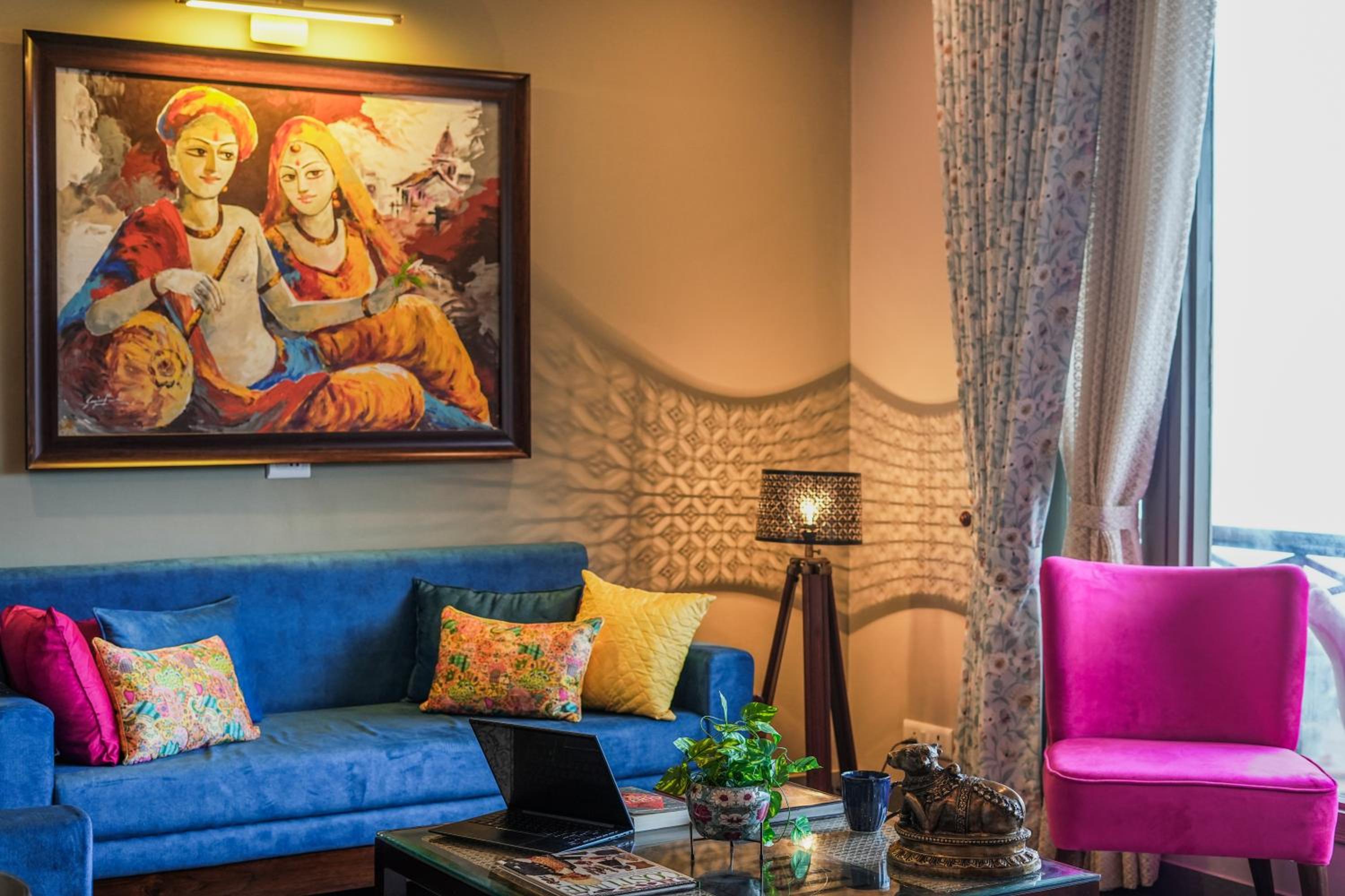 SaffronStays Edelweiss Bluebell House - 3BR English home with Himalayan peak views, bonfire & reading nook