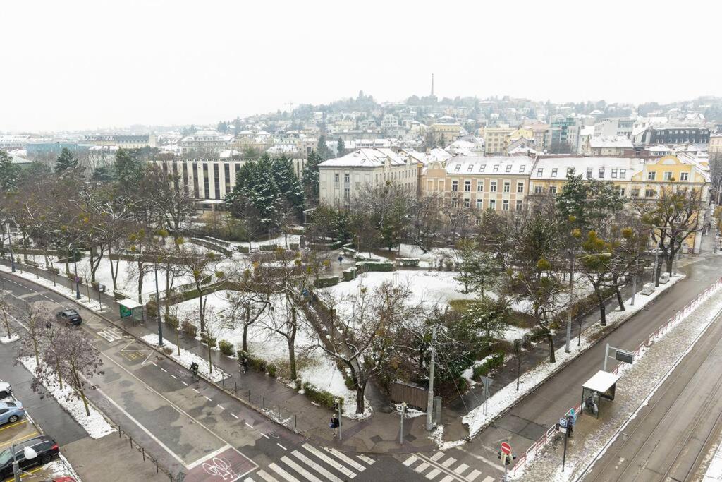 Photo 24
